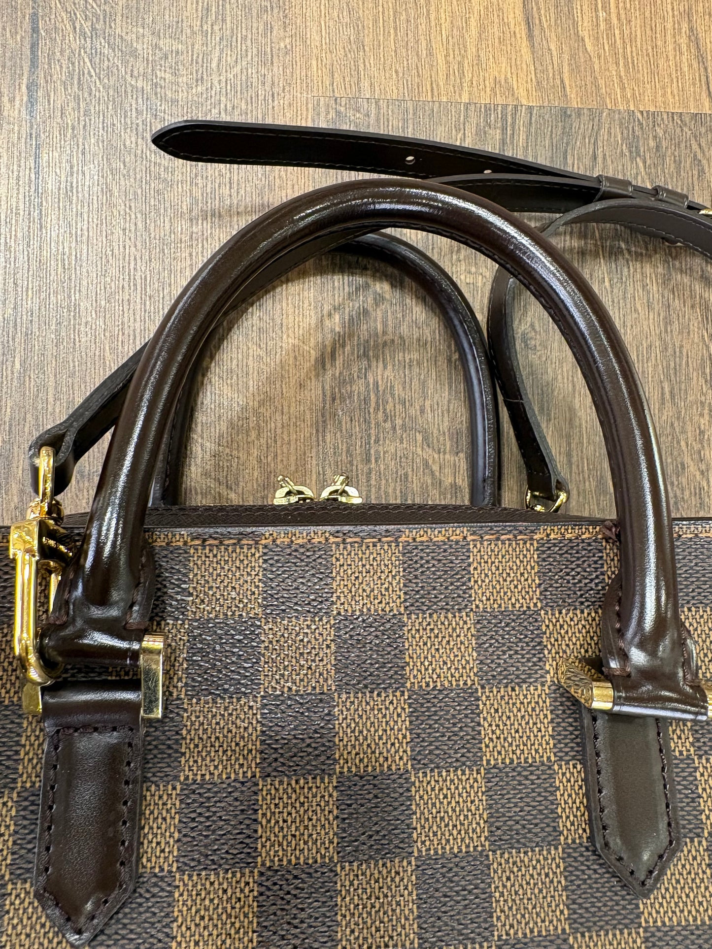 Louis Vuitton Triana borsa a tracolla in tela ebene damier