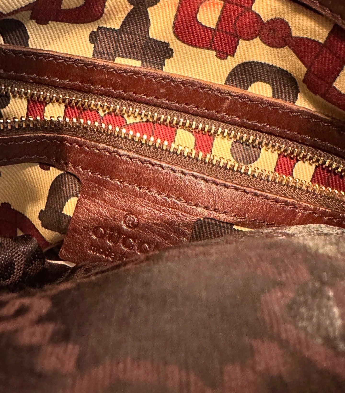 Gucci Creole borsa in pelle guccissima e morsetti dorati