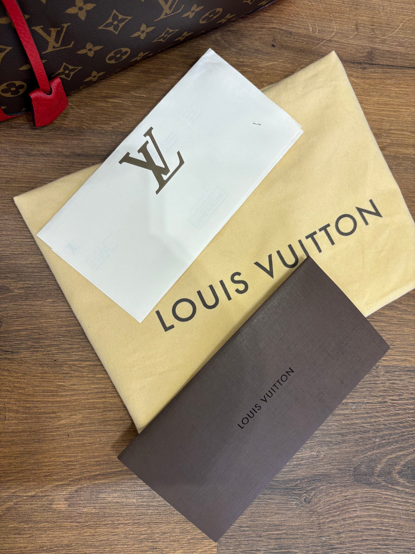 Louis Vuitton Estrela NM Monogram Cerise