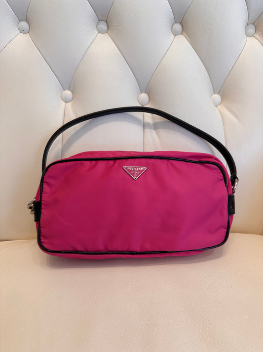 Prada borsa nylon fucsia