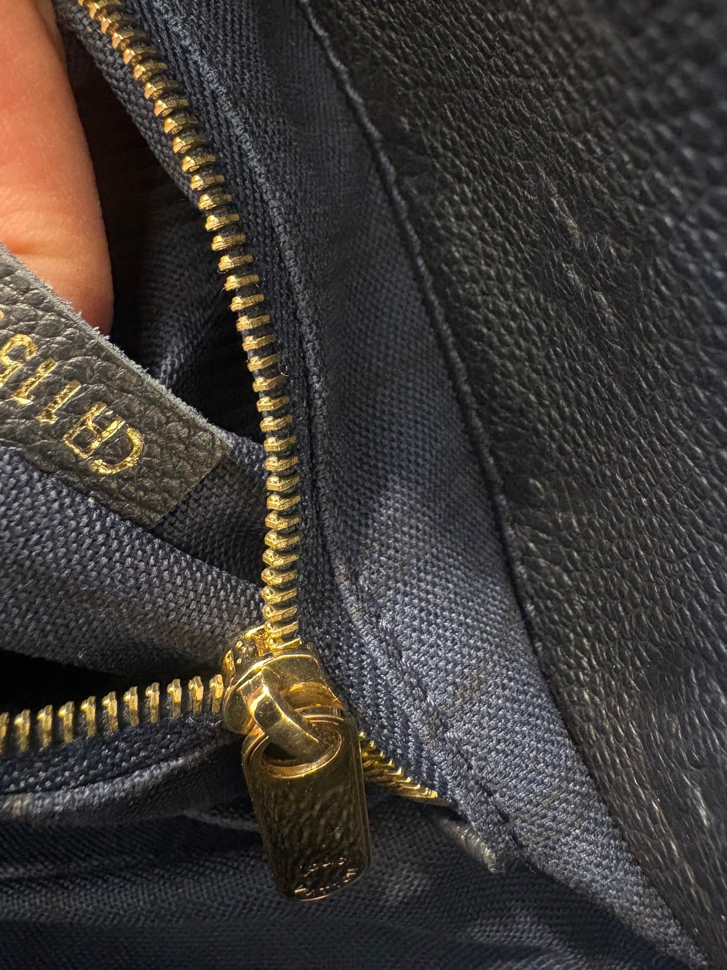 Louis Vuitton Artsy gm in pelle blu notte/midnight blue