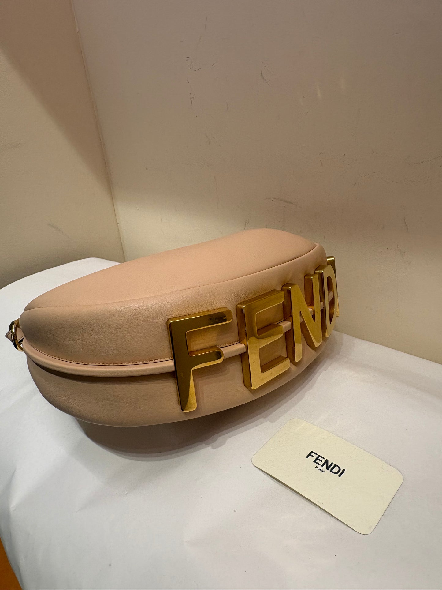 Fendigraphy piccola borsa Hobo in pelle rosa