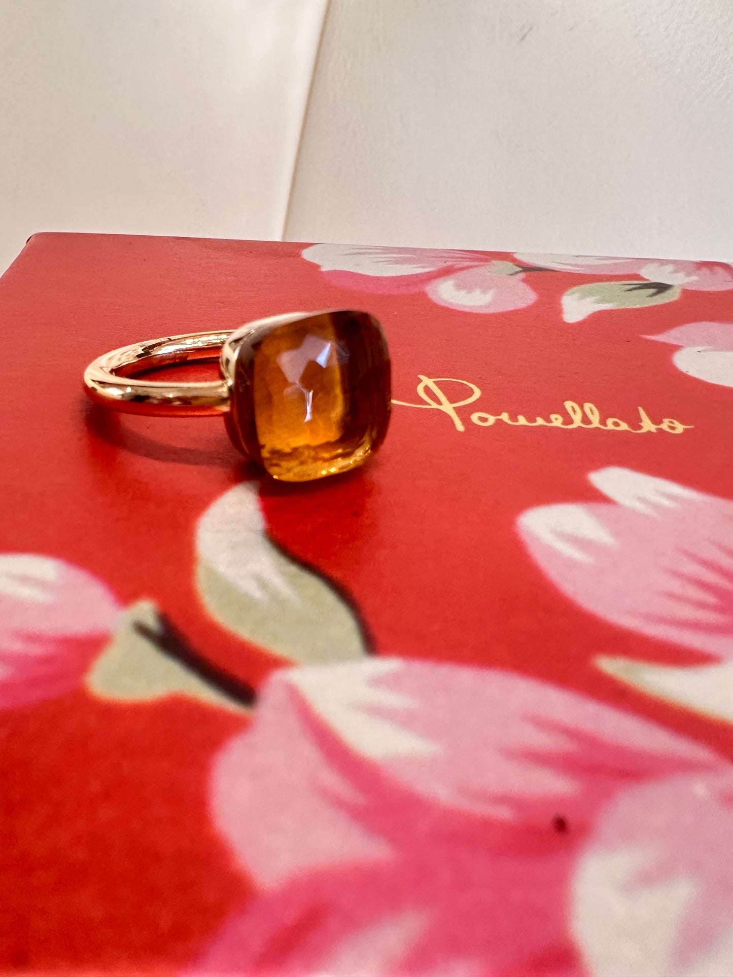 Pomellato anello Nudo oro rosa e topazio