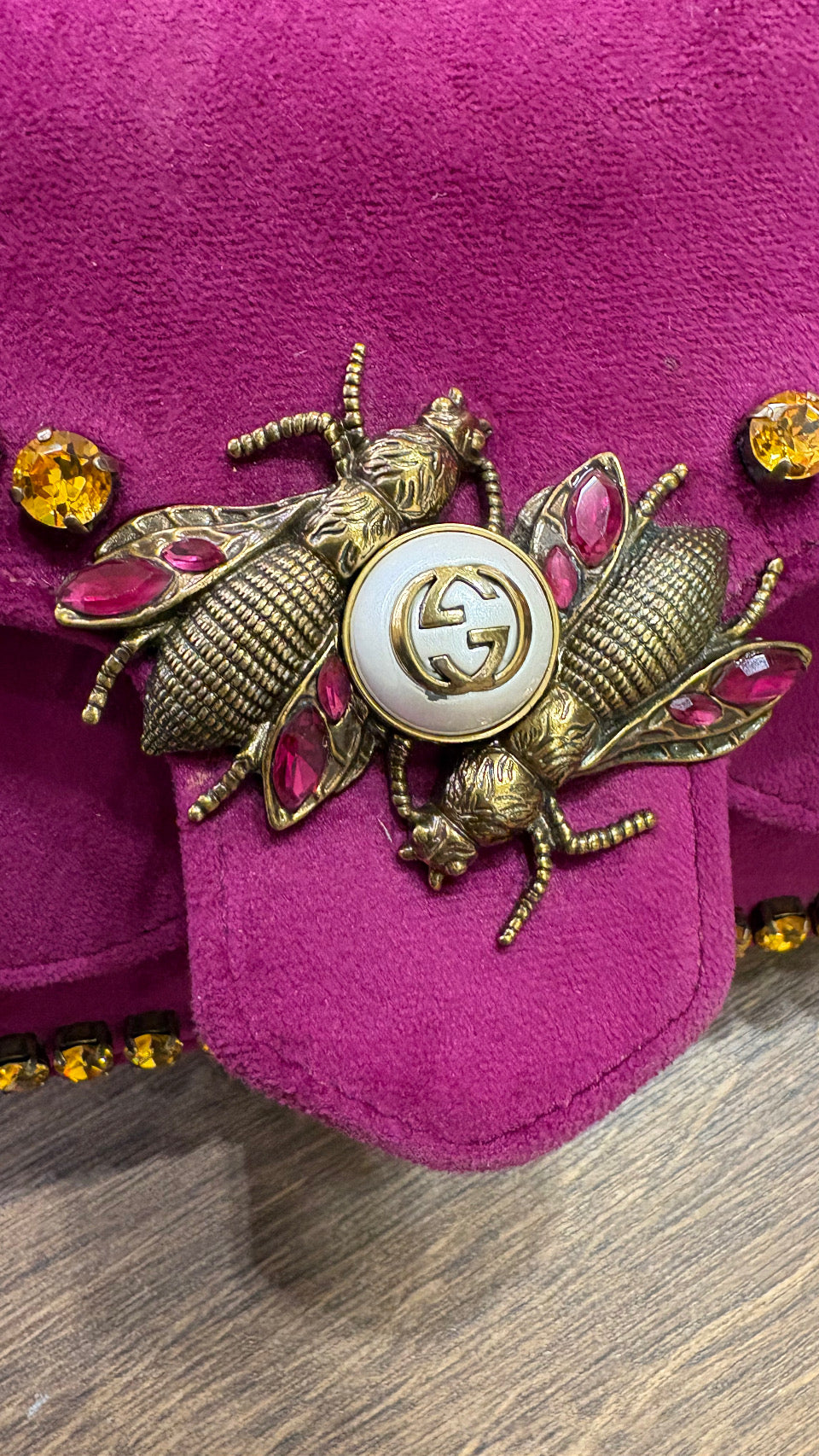 Gucci Dionysus Mini Bee Embroidered con ape e cristalli edizione limitata