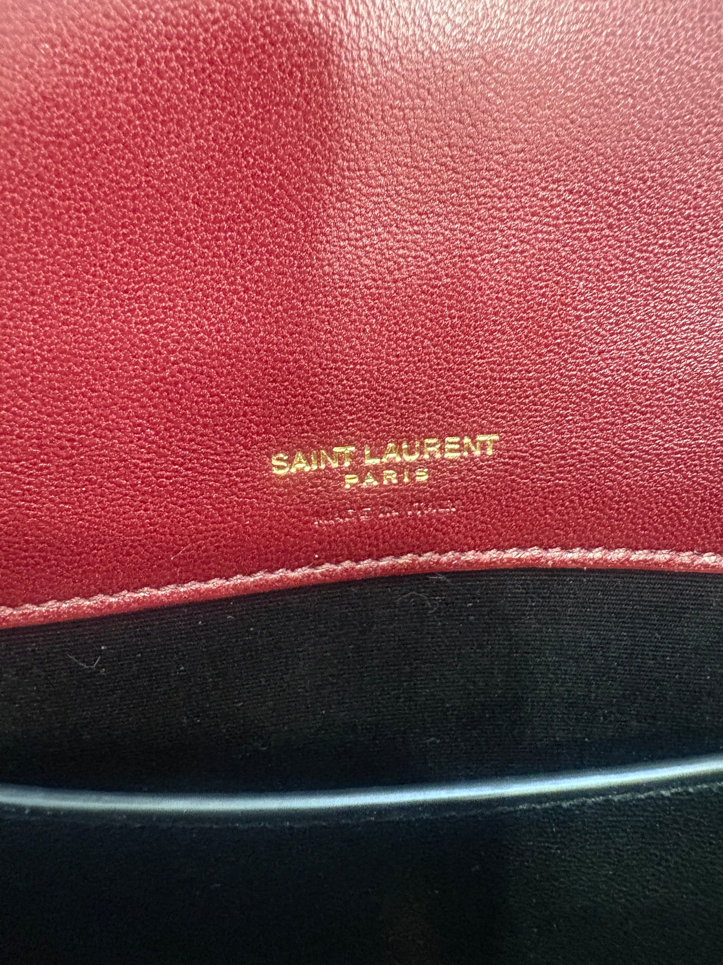 Ysl Loulou small in pelle trapuntata rouge cabernet . Nuova