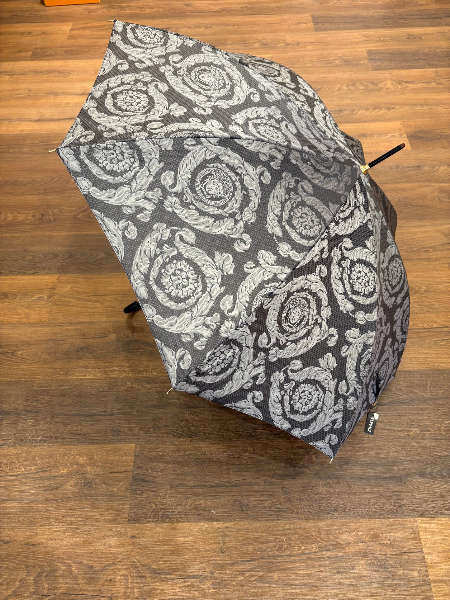Versace ombrello barocco meduse grigio. Nuovo