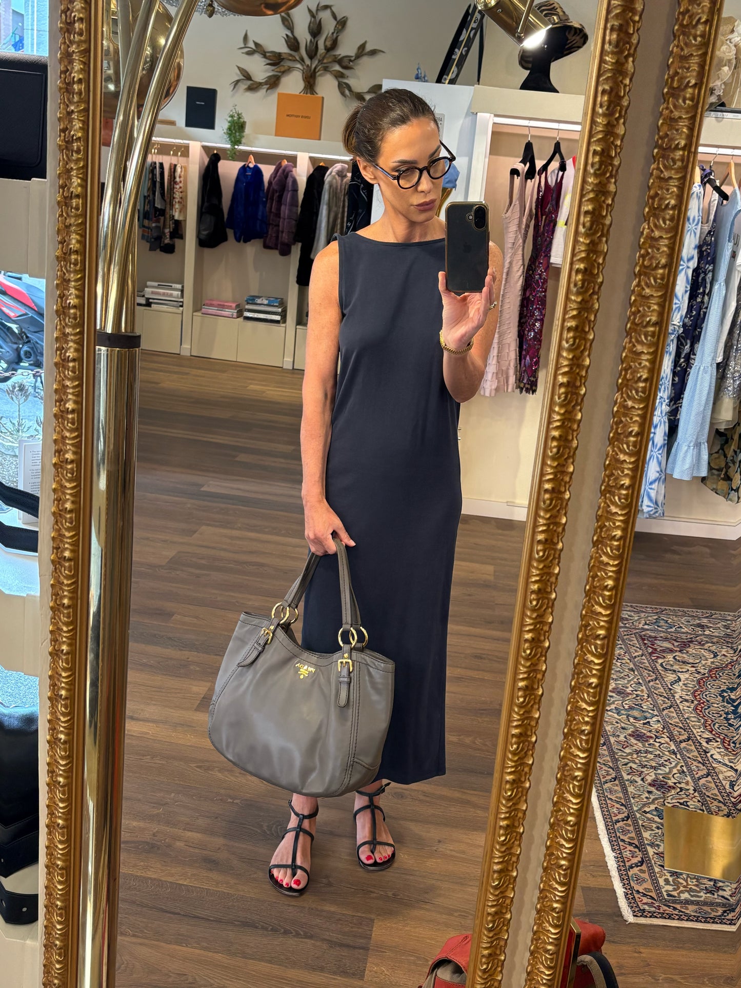 Prada   Borsa a Spalla Manici in Pelle Vitello Phenix Grigio Argilla