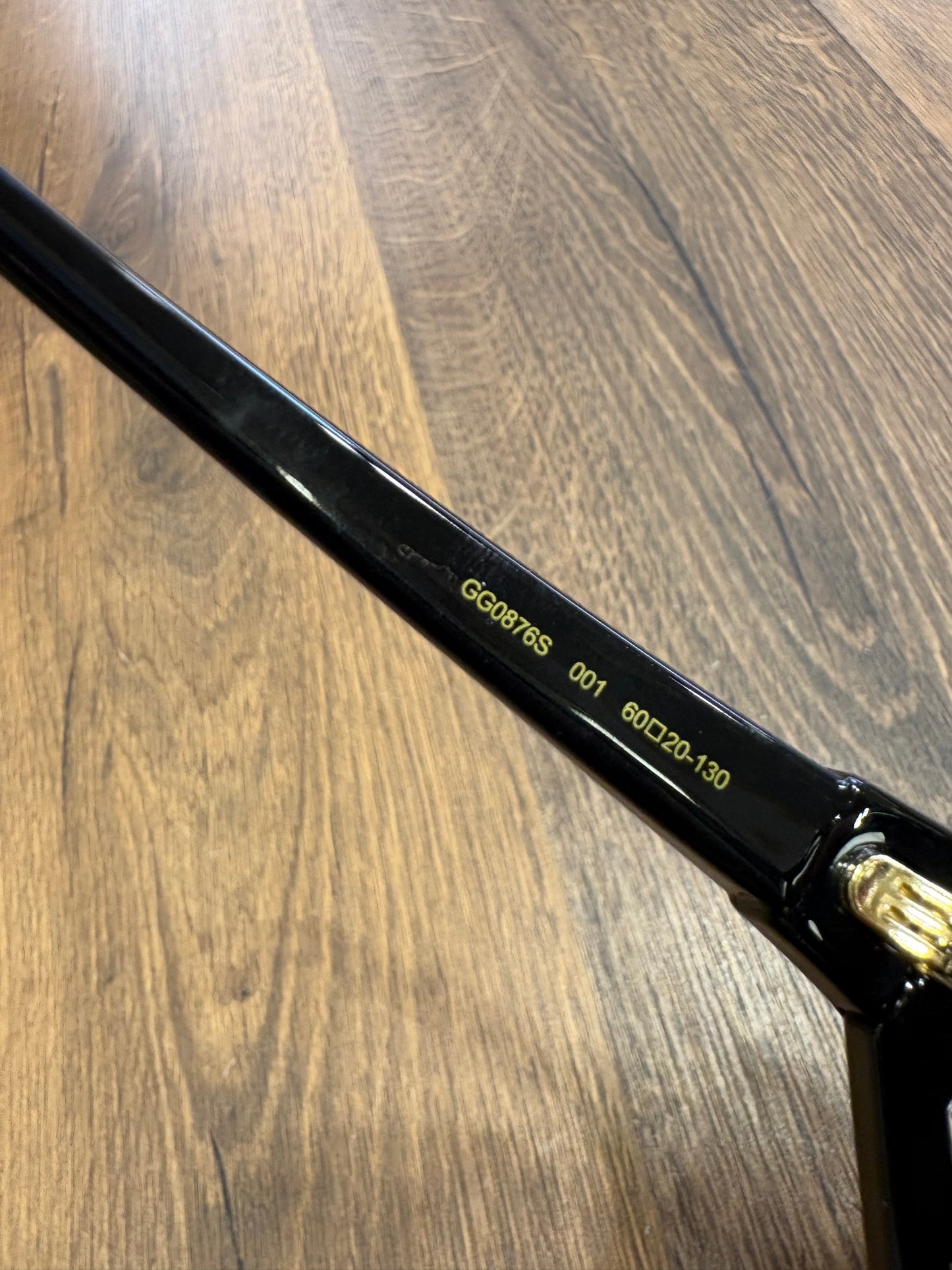 Gucci occhiali da sole GG0876S-001