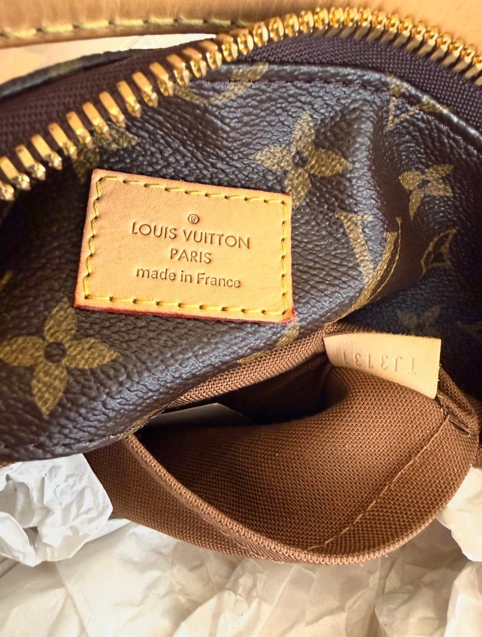 Borsa Hobo Louis Vuitton Sully MM in Tela Monogram