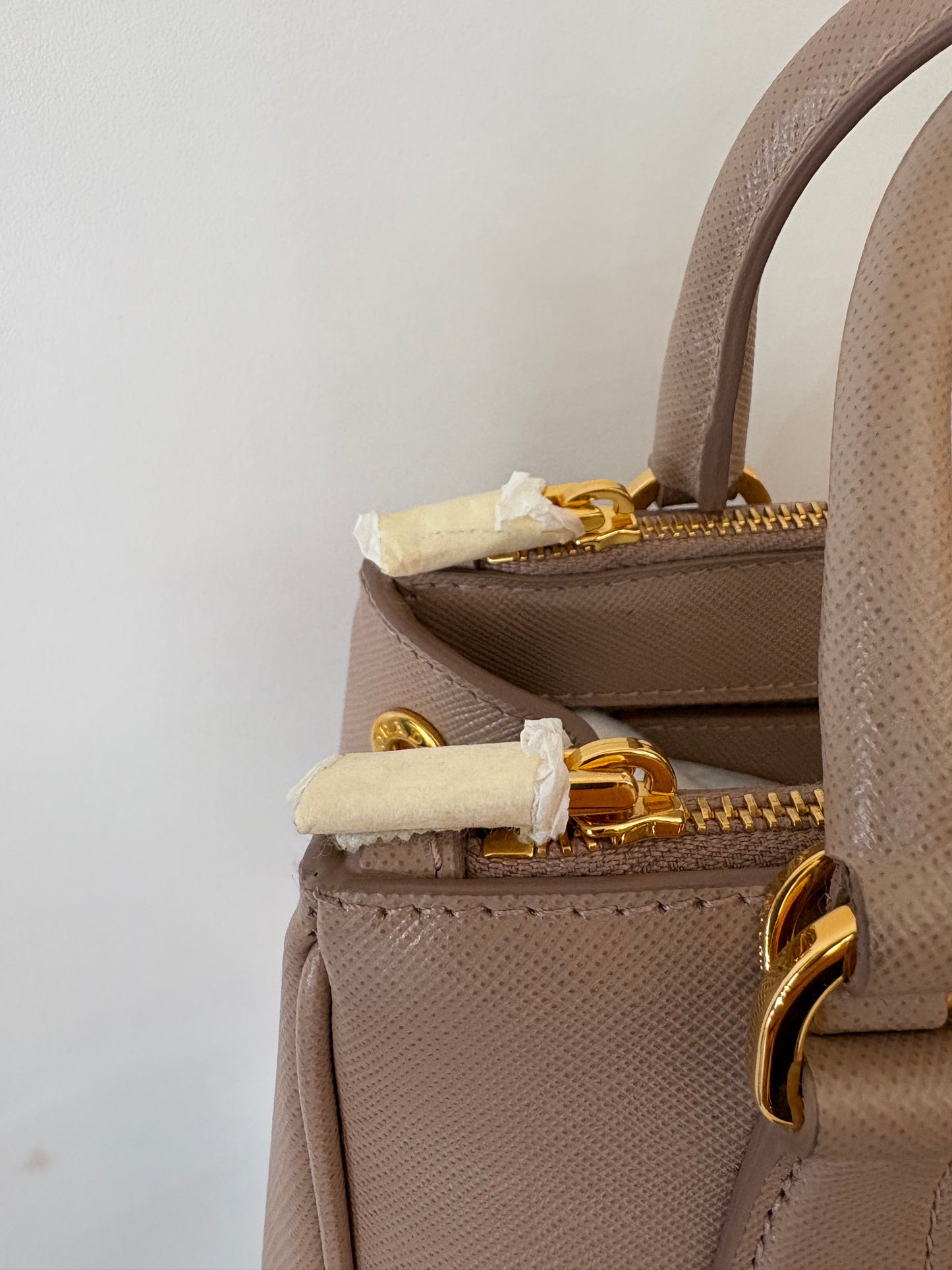 Prada mini galleria pelle  saffiano cipria nuova
