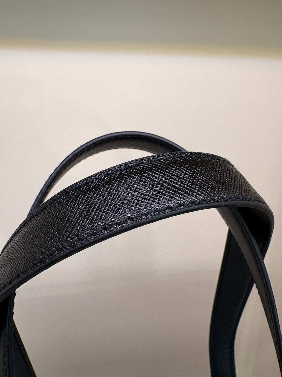 Prada Borsa Shopping  Re-Edition 1978 in Re-Nylon e Pelle Saffiano. Nuovo