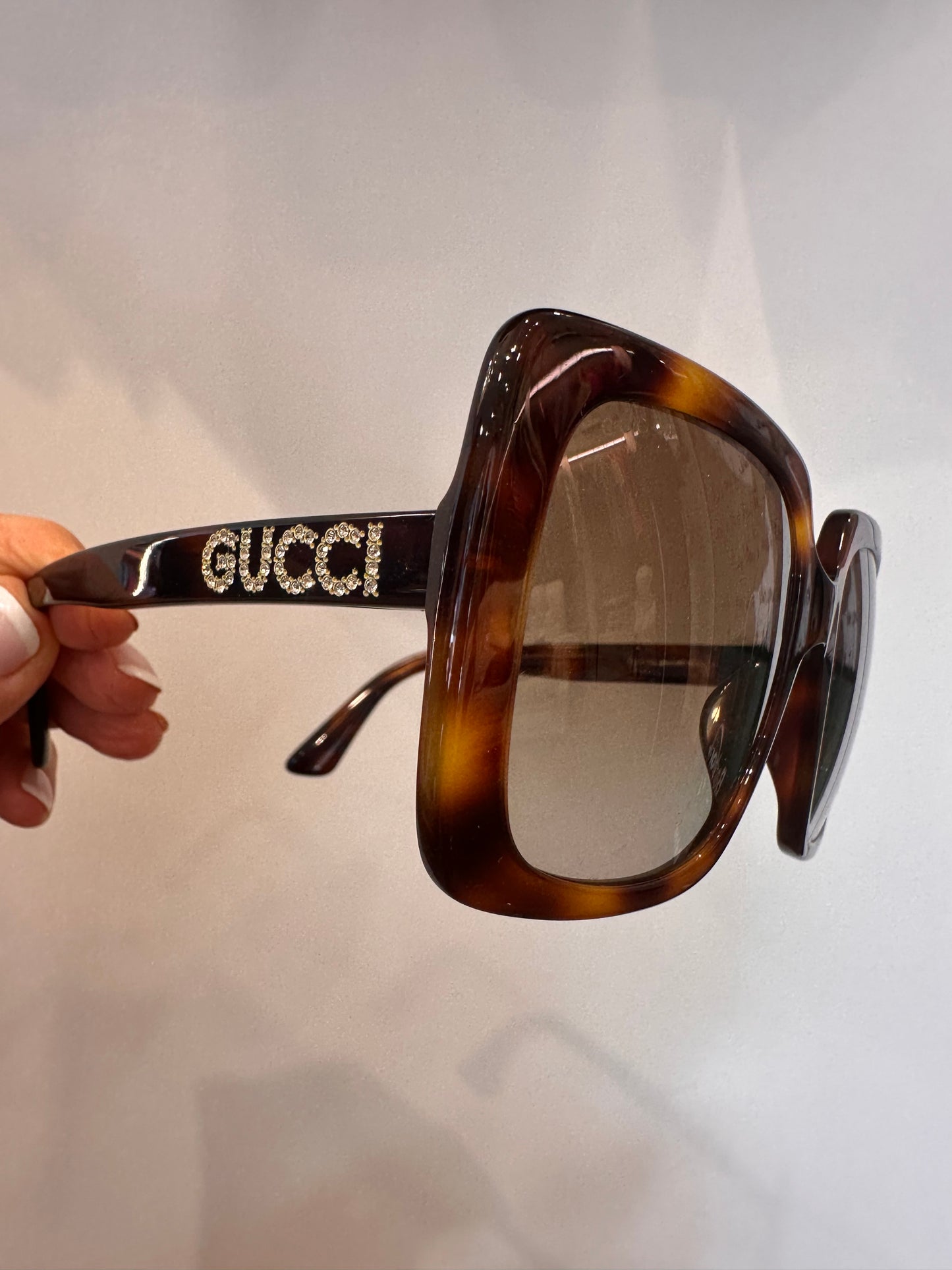 Occhiali da sole Gucci logo cristalli