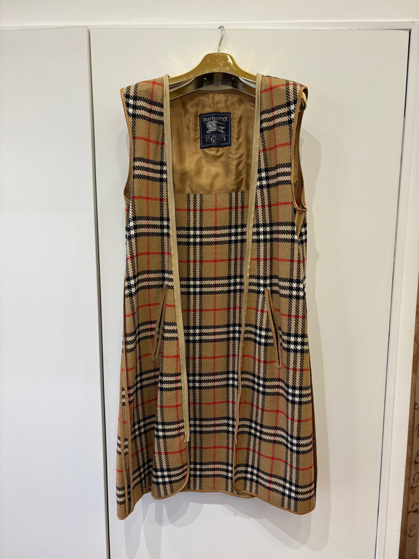 Burberry x Davide Cenci Edizione d'Archivio con Interno in Lana