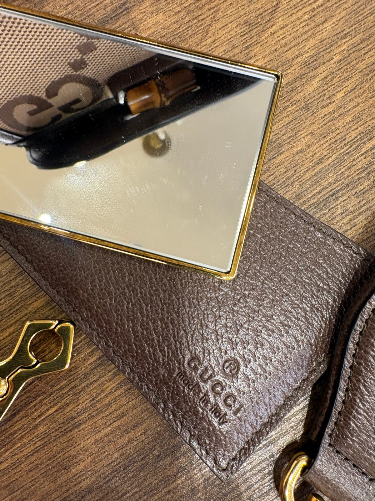 Gucci Borsa a mano Gucci Bamboo 1947 mini in tela Jumbo GG e pelle marrone. Nuovo