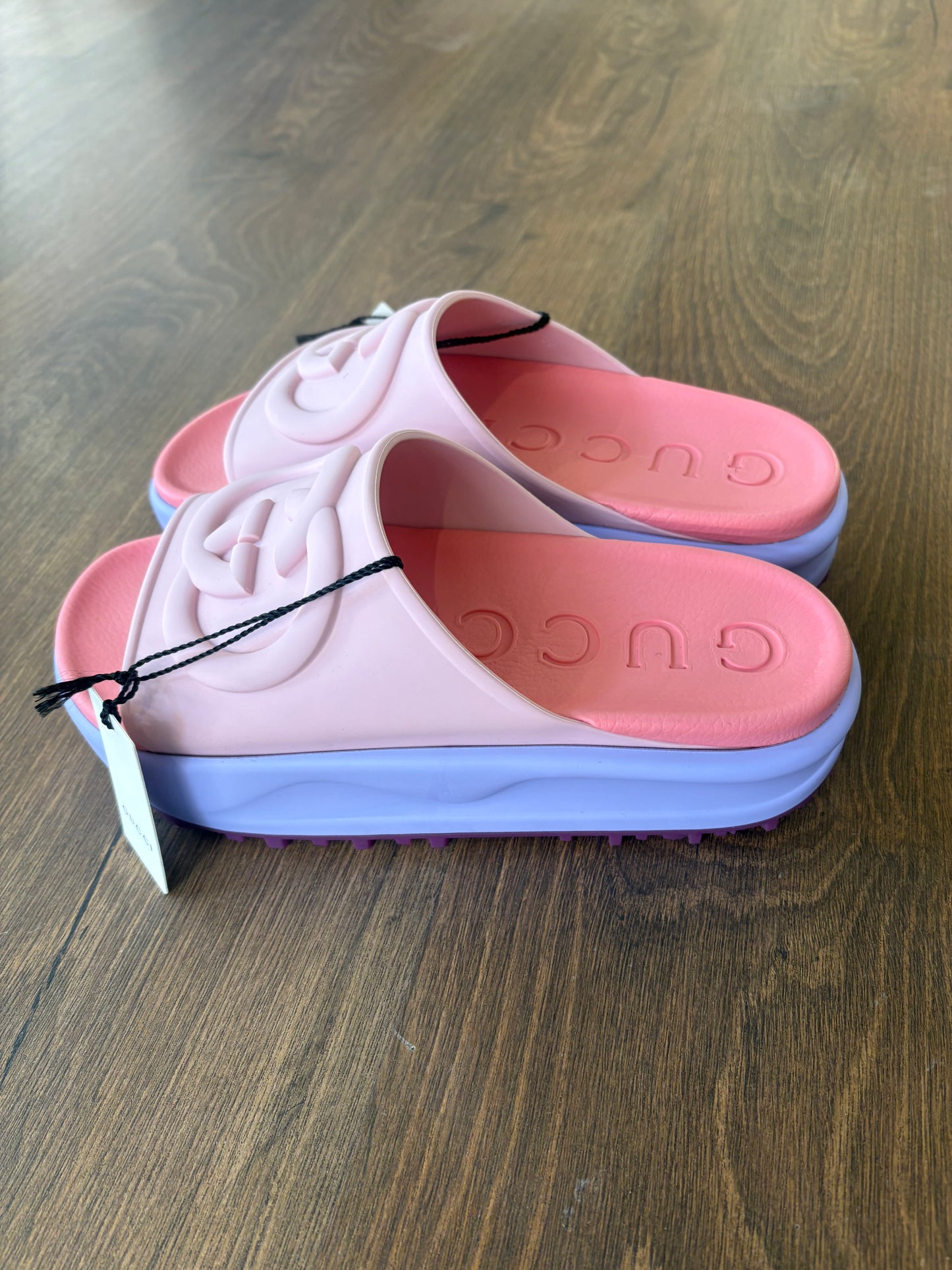 Gucci sandali gomma rosa38.Nuovi