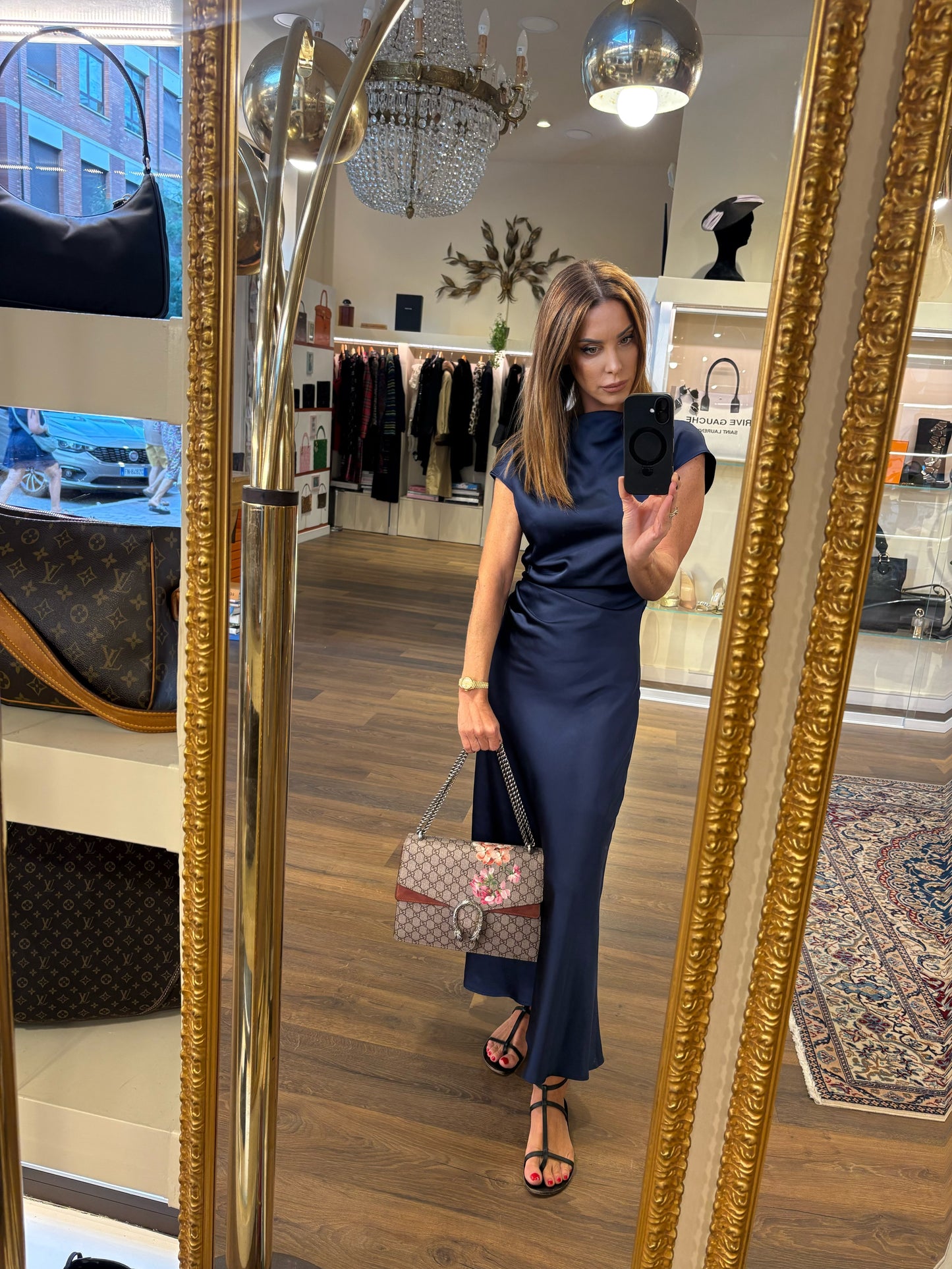 Gucci  Borsa a spalla Dionysus GG Supreme Blooms misura media