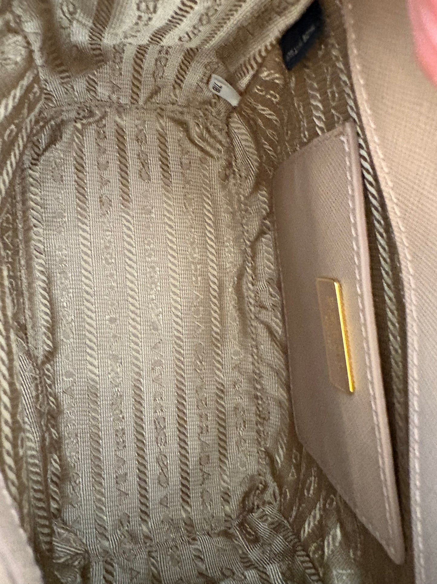 Prada mini galleria pelle  saffiano cipria nuova