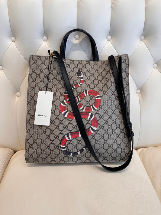 Gucci borsa tote GG supreme stampa serpente