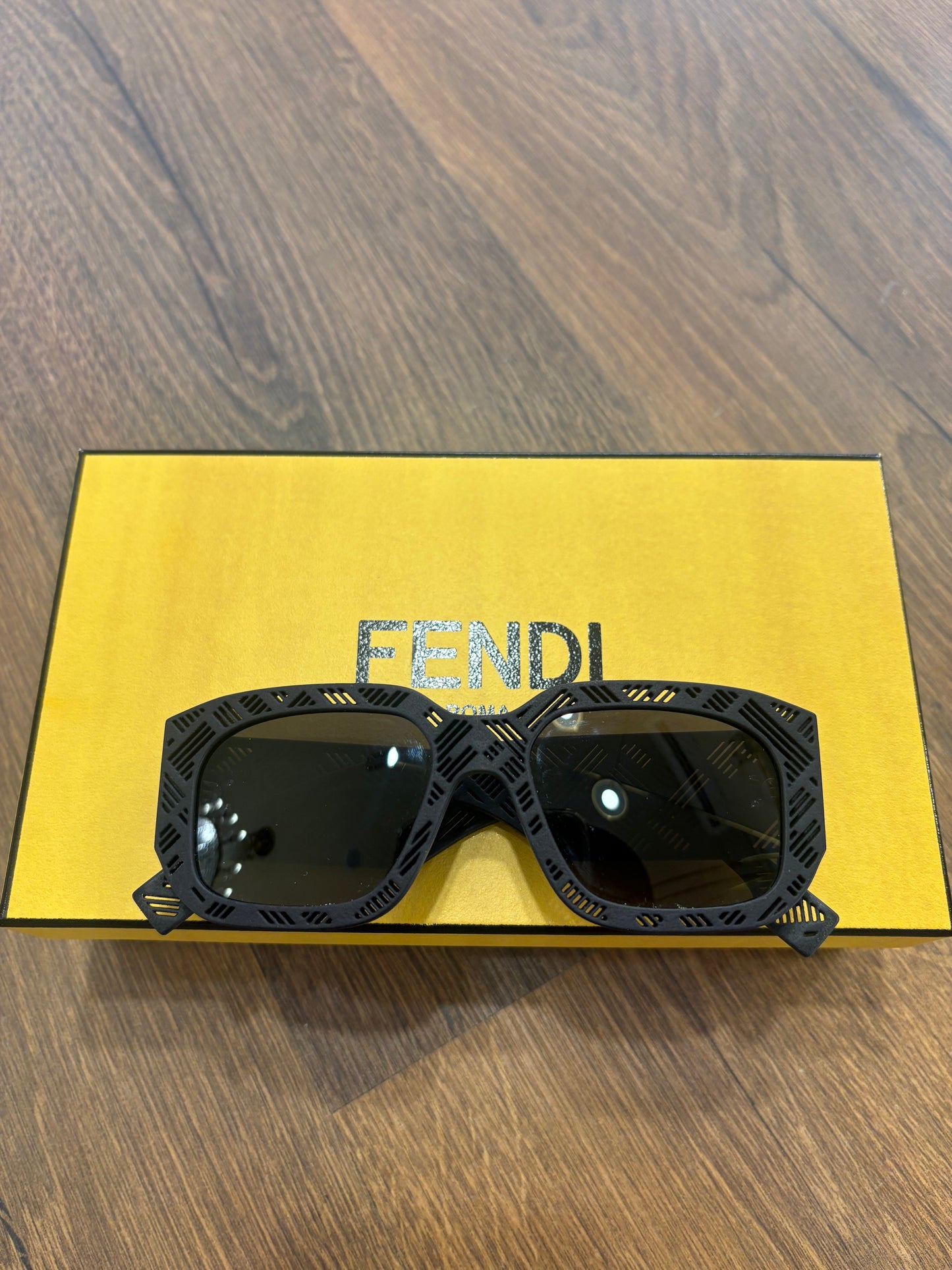 Fendi occhiali da sole Shadow