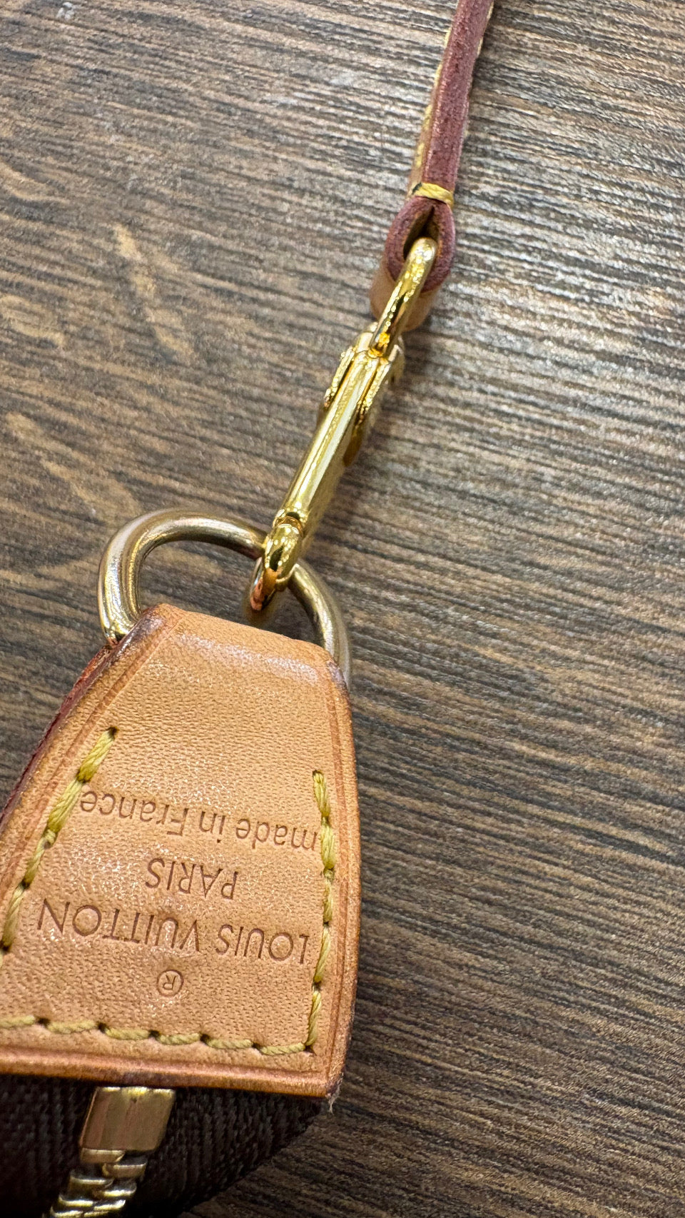 Louis Vuitton Borsa a spalla Pochette Accessoires mini con monogramma