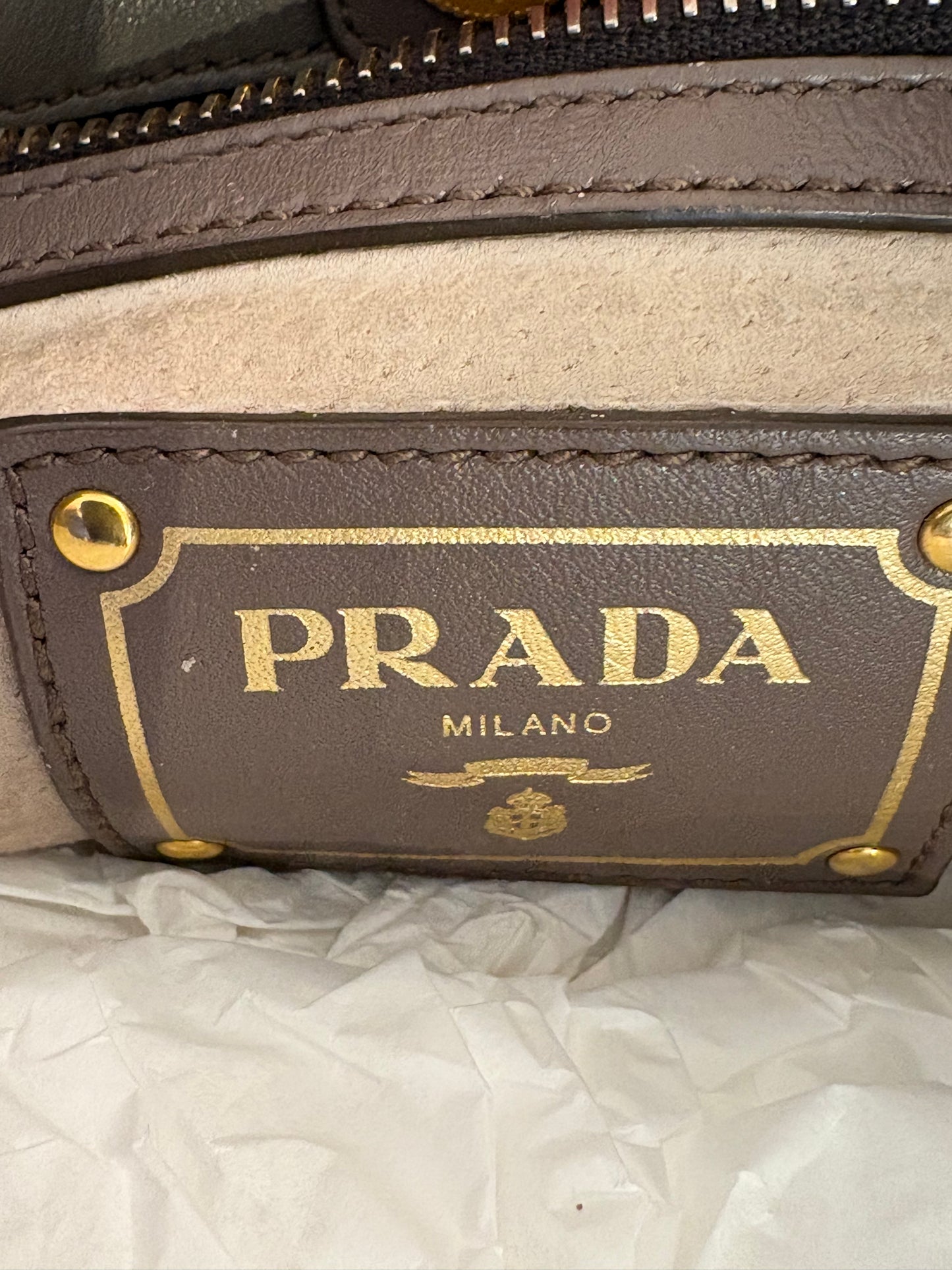 Prada   Borsa a Spalla Manici in Pelle Vitello Phenix Grigio Argilla