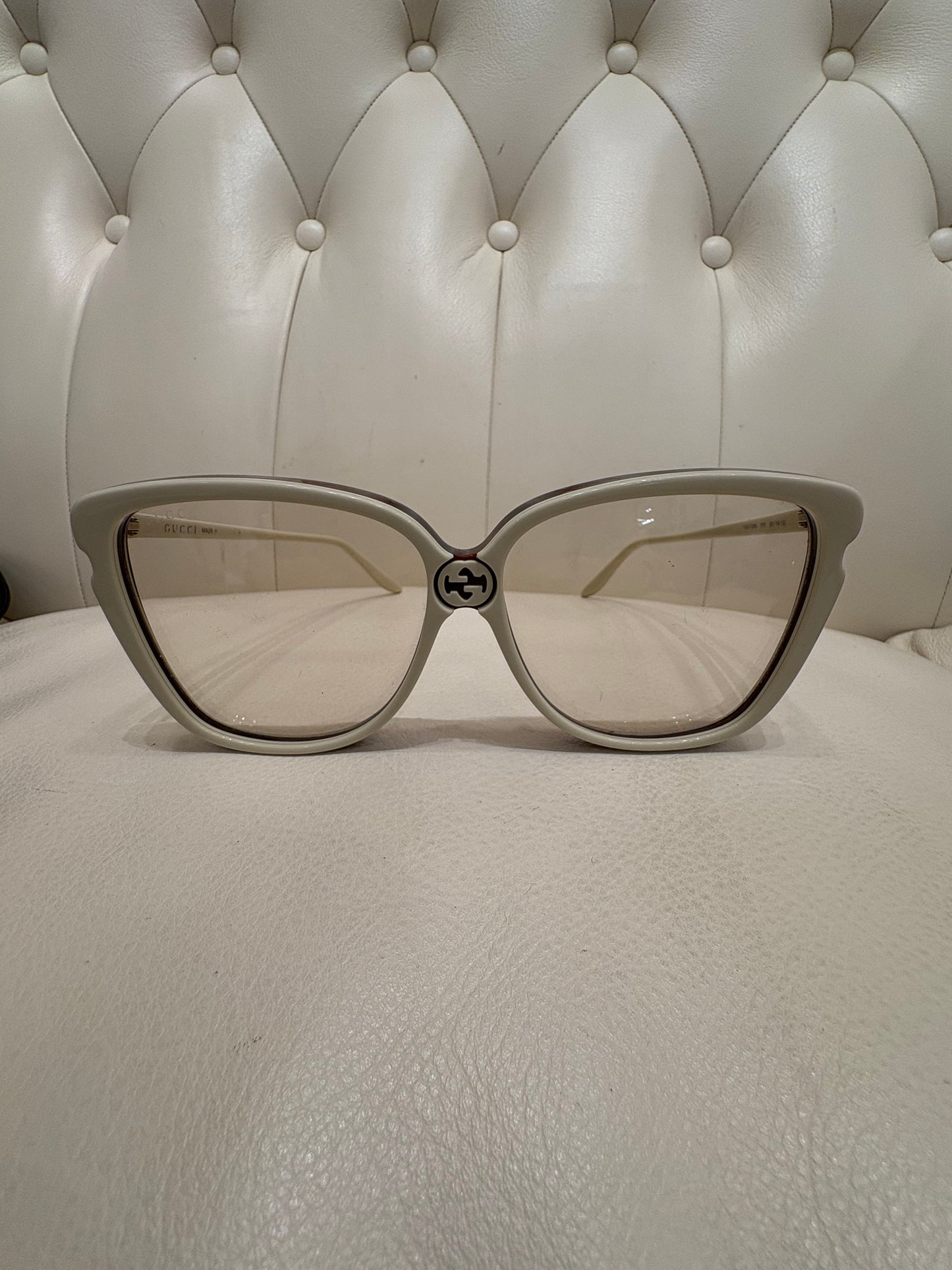 Gucci occhiali over size da sole montatura bianca