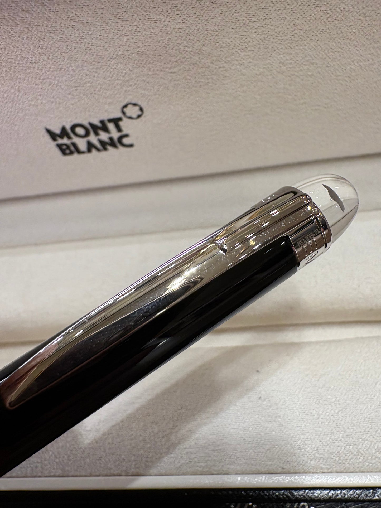 Montblanc penna sfera Starwalker Precious Resin