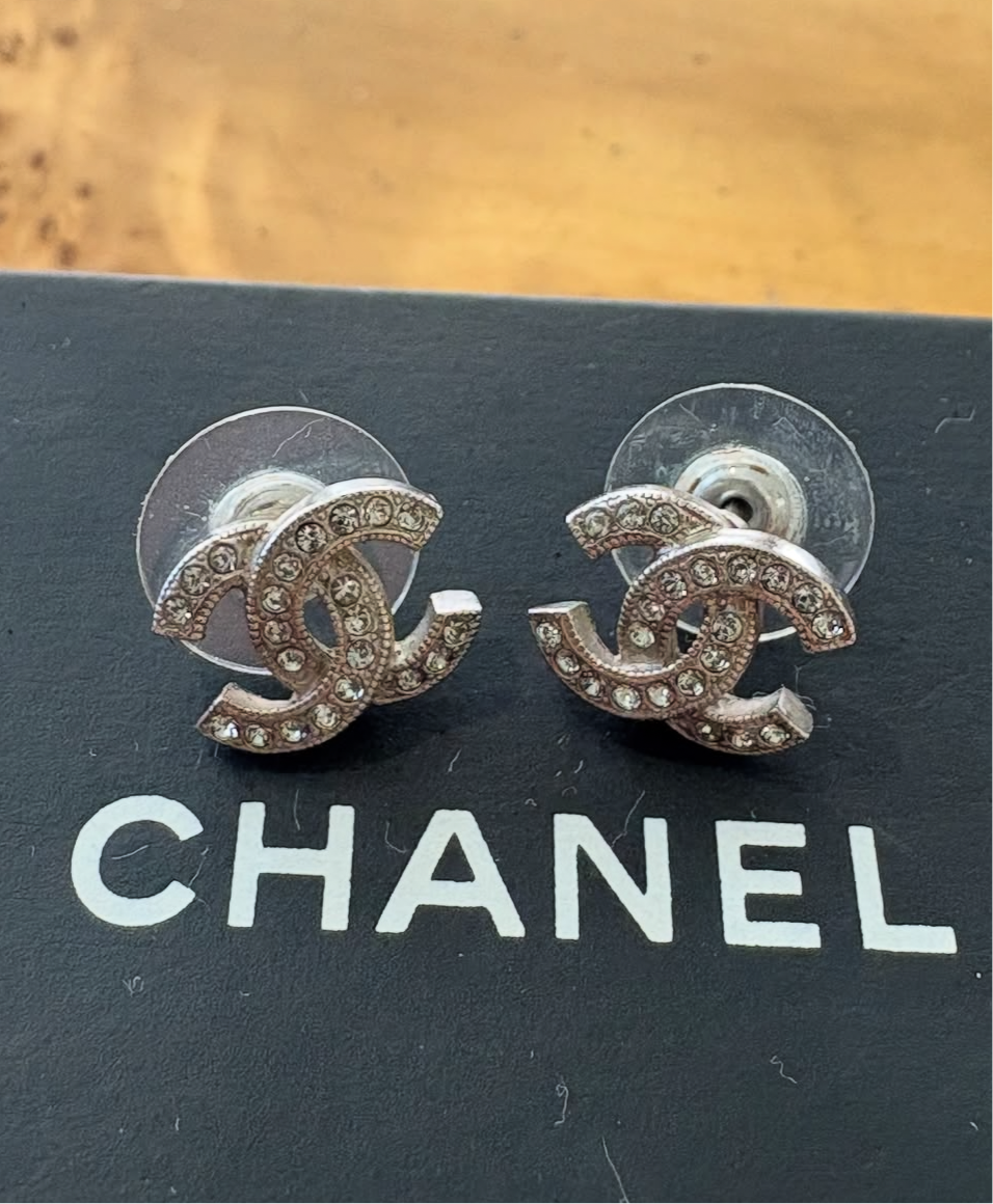 Chanel orecchini CC logo in metallo silver