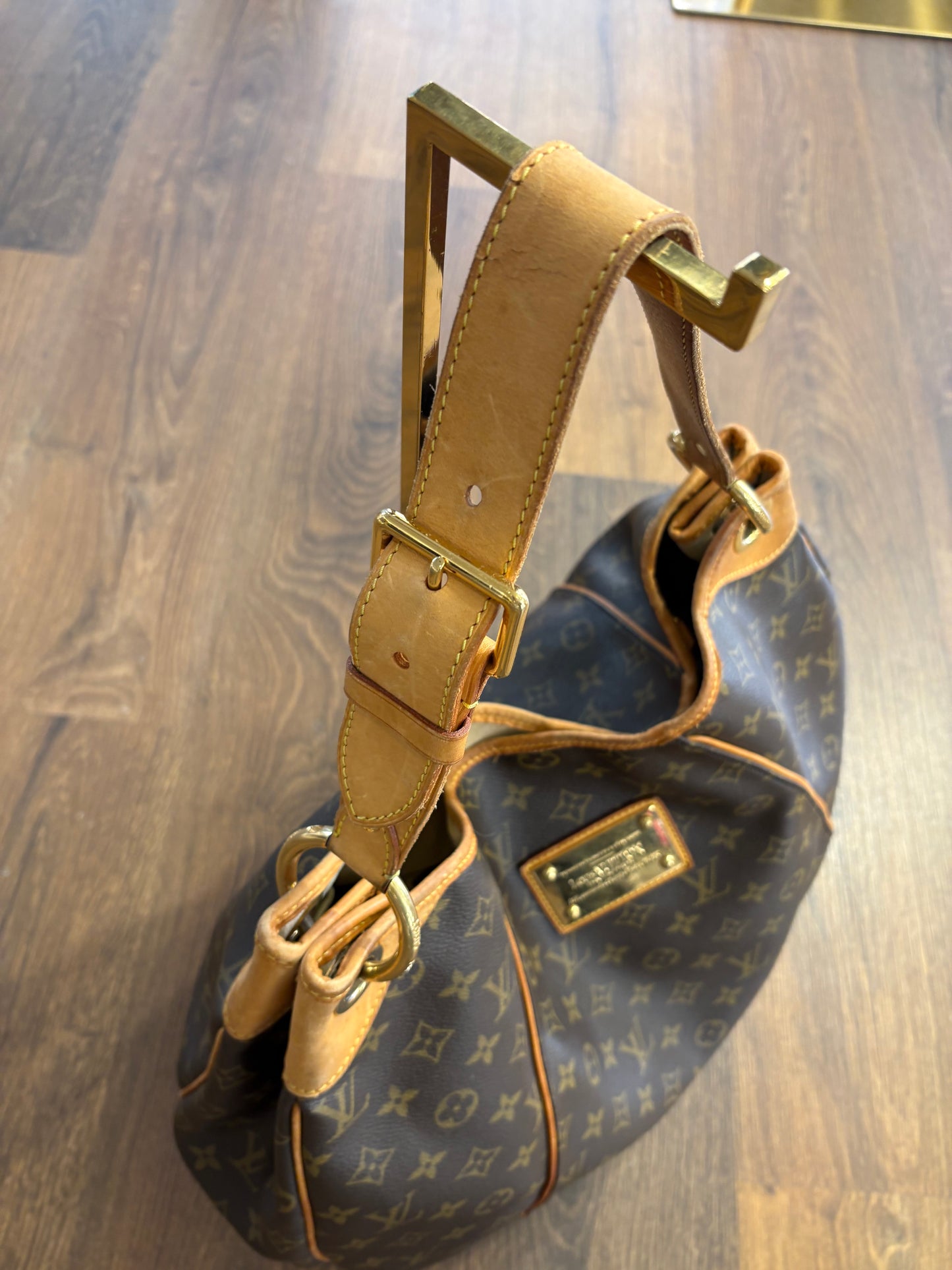 Louis Vuitton Galliera GM