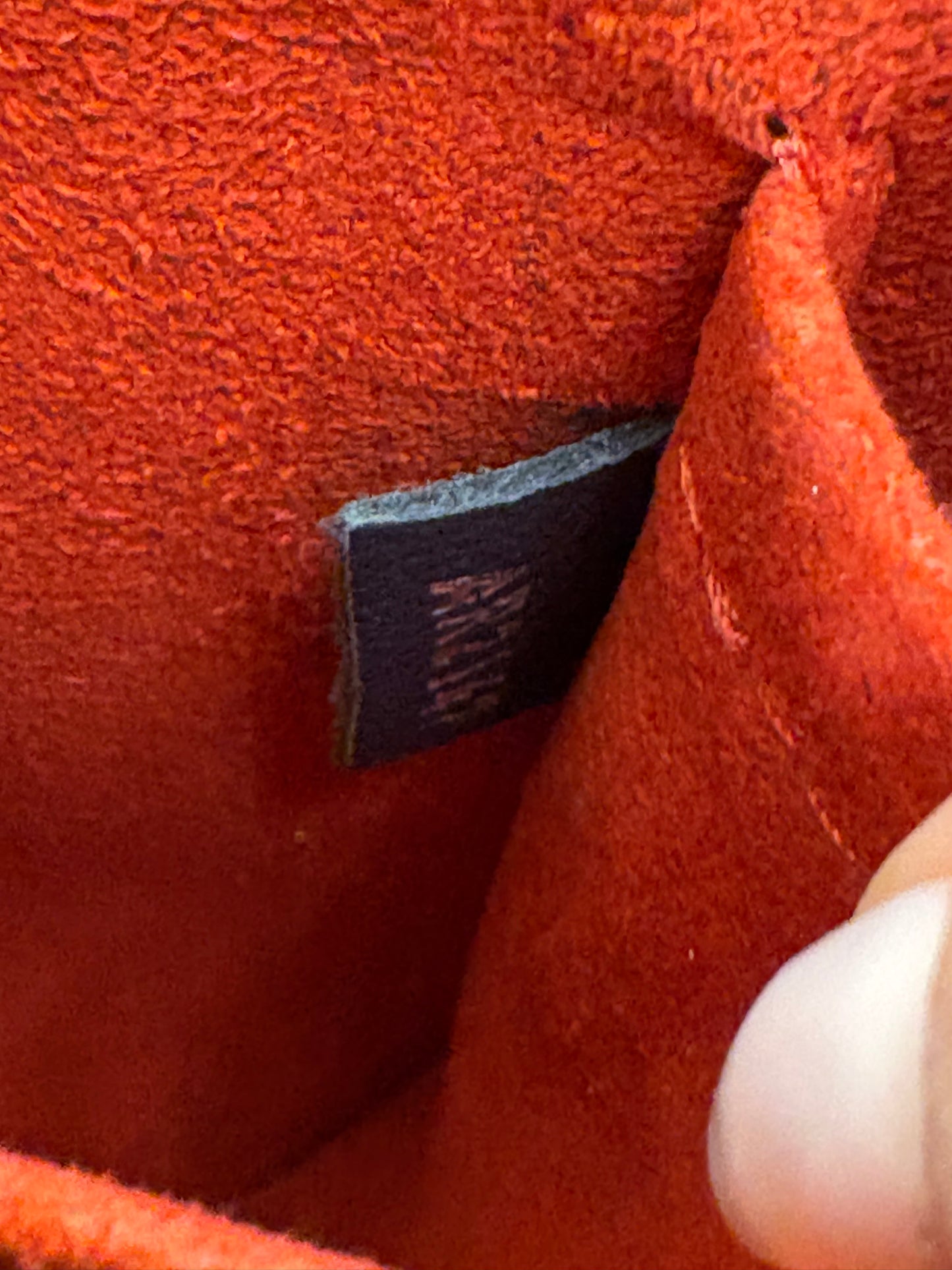Louis Vuitton LockMe To in pelle azzurra