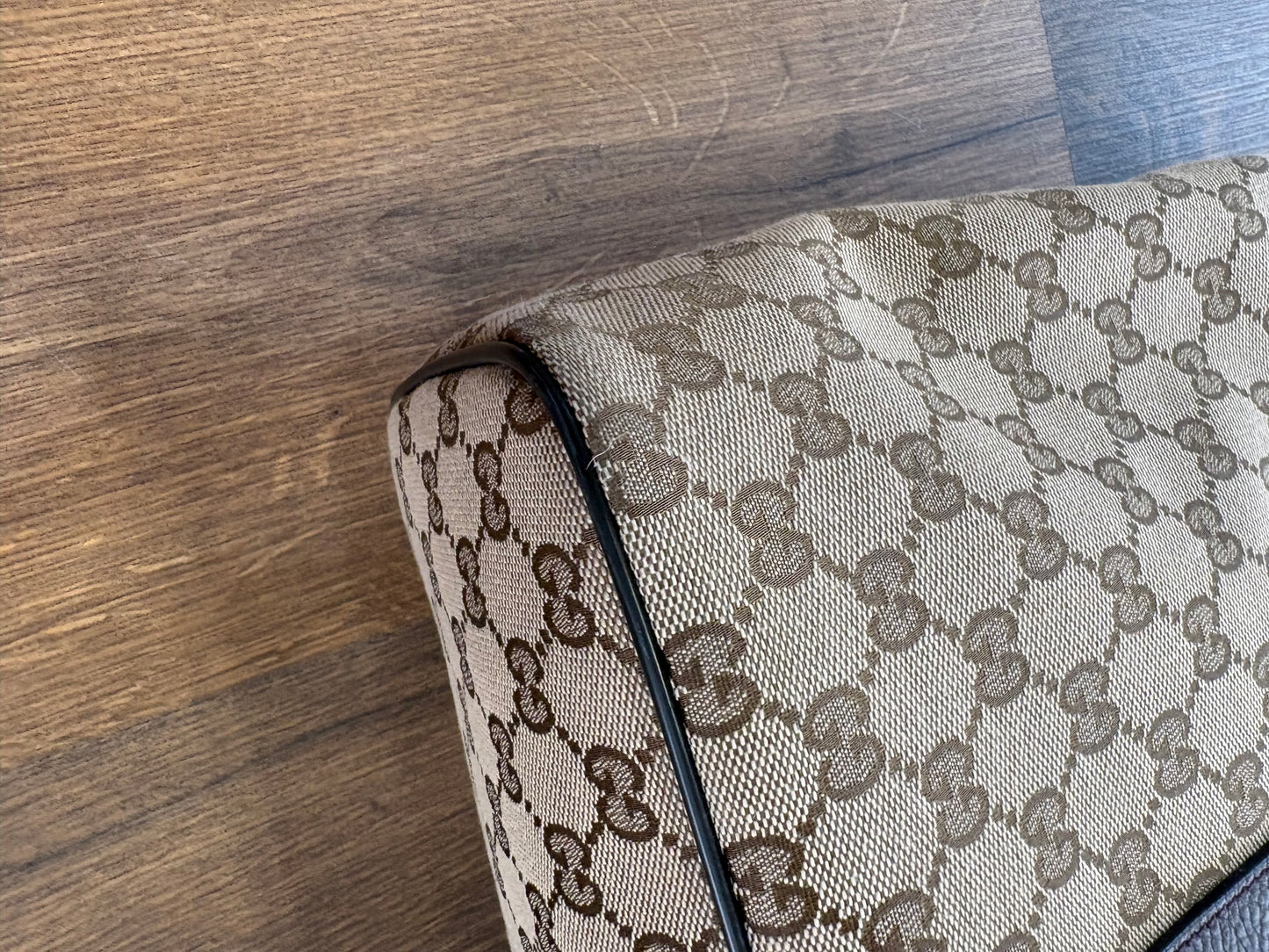 Borsa Tote Gucci Joy Canvas GG Supreme con Tracolla