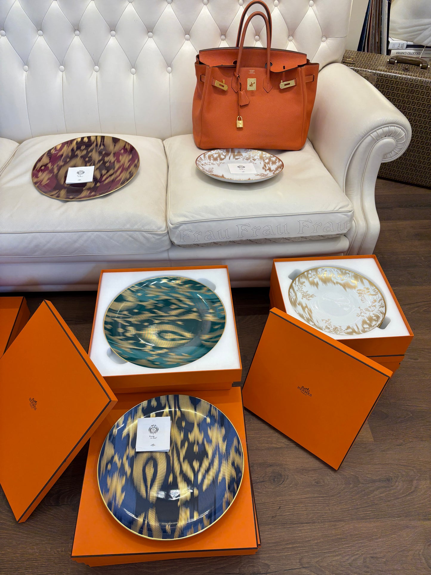 Hermès Vojage En Ikat set piatti porcellana e oro (24 pezzi) nuovo