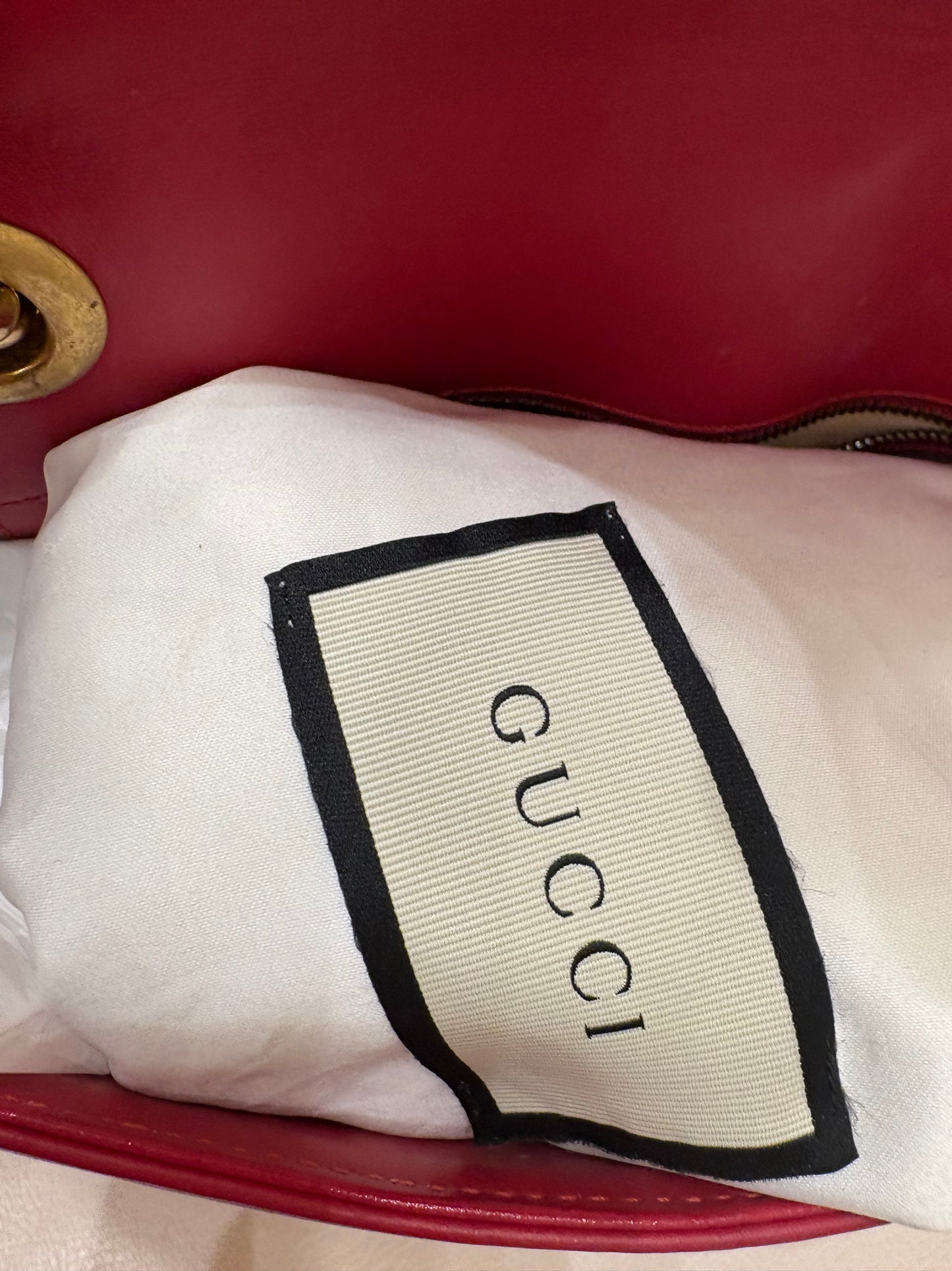 Gucci borsa a spalla GG Marmont pelle rossa