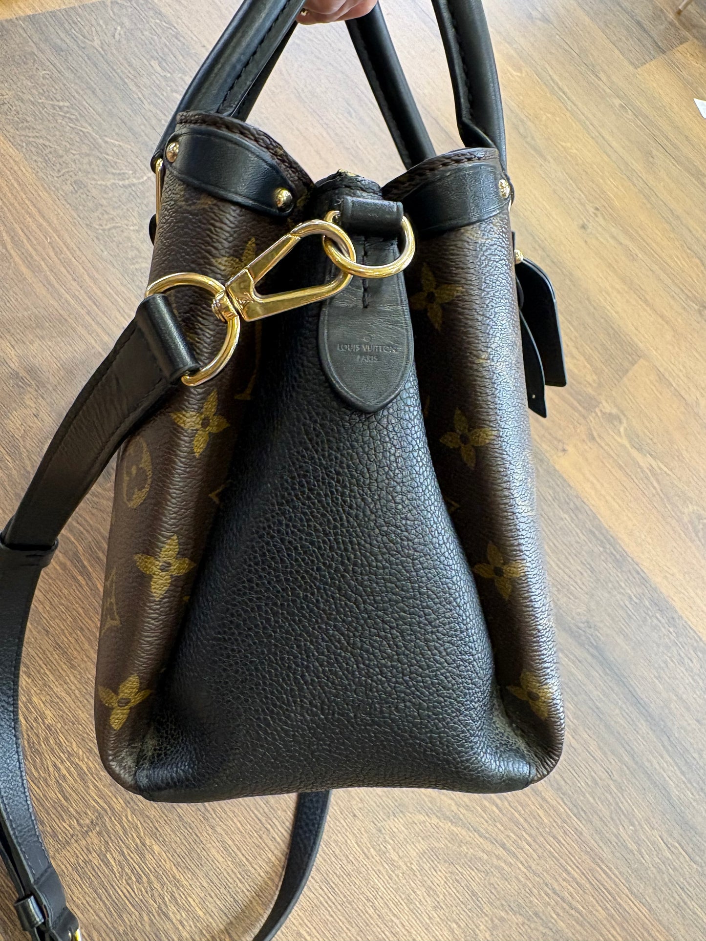 Borsa a Mano Louis Vuitton Soufflot BB Monogram Noir