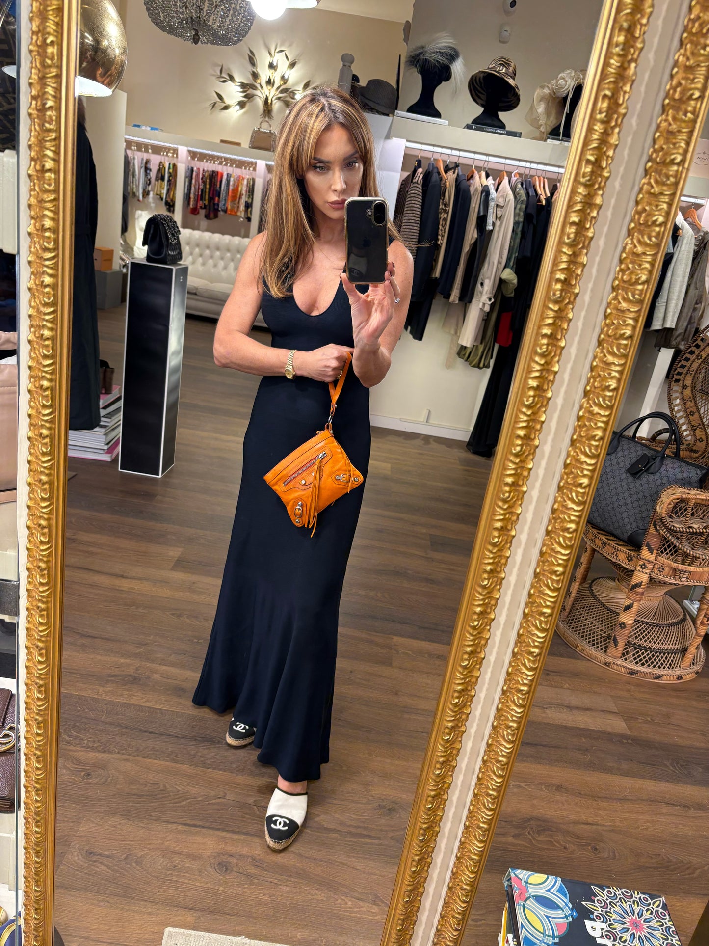 Balenciaga pochette in pelle arancione