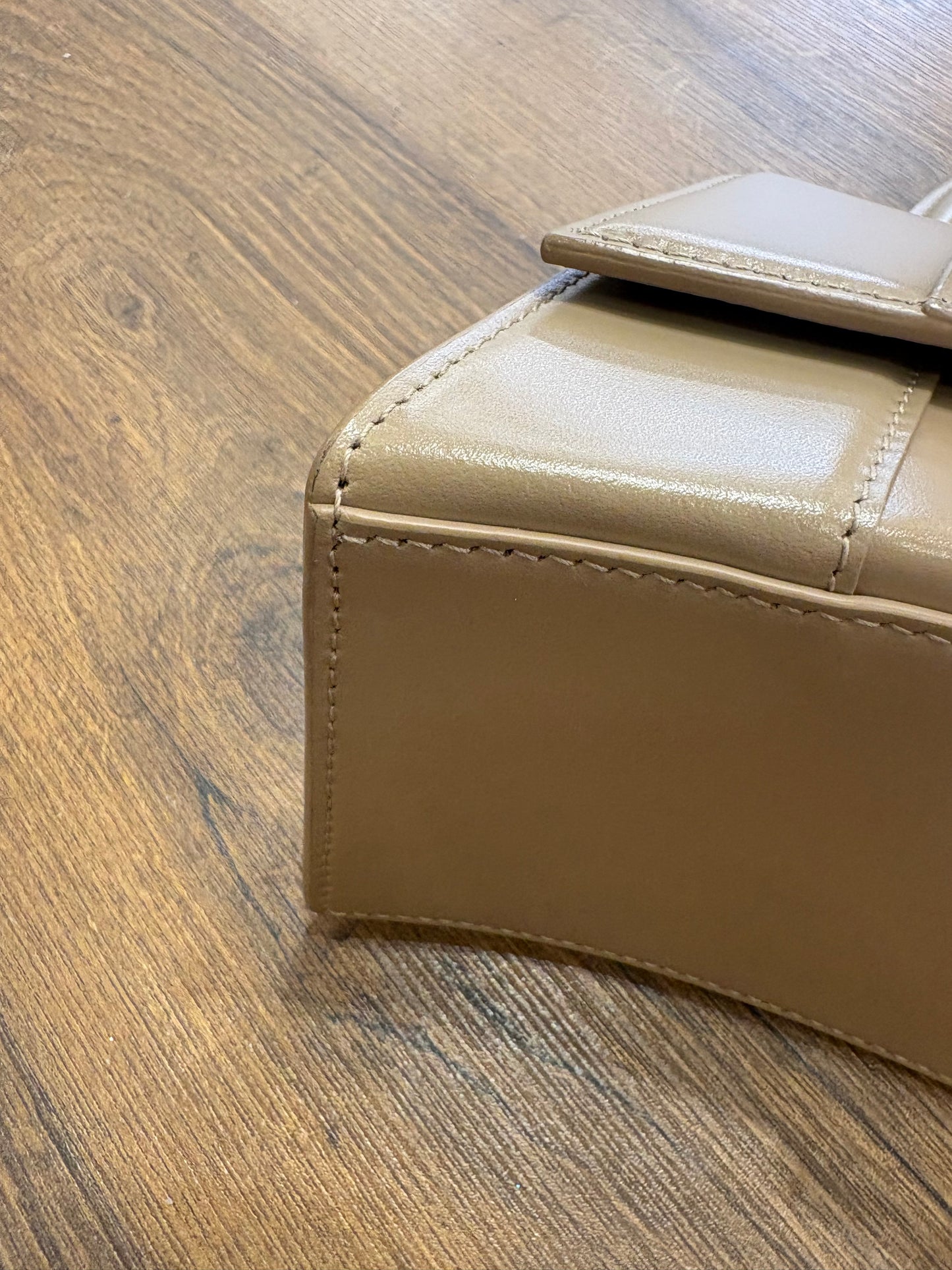 Balenciaga Hourglass Small: The Beige Heritage