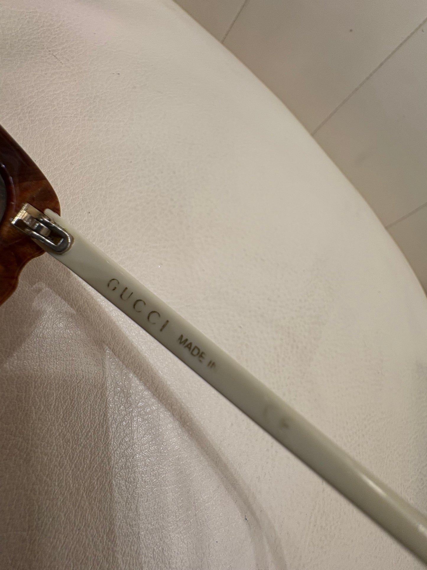 Gucci occhiali over size da sole montatura bianca