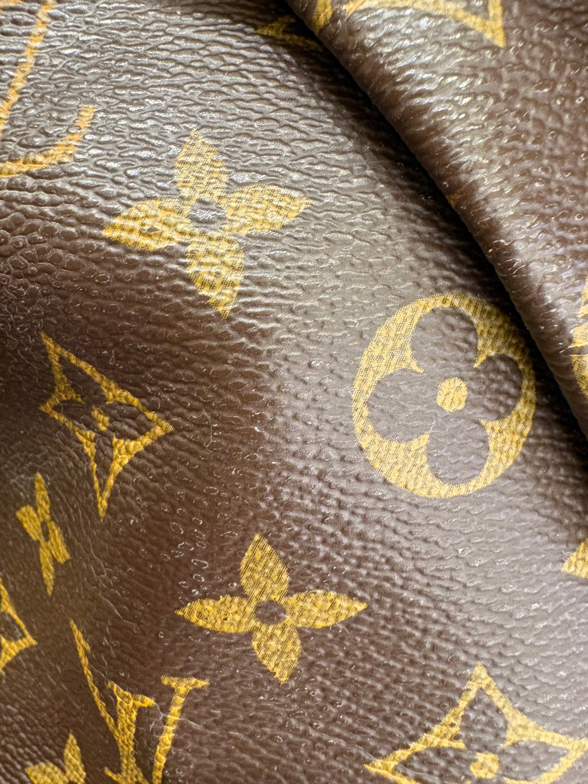 Louis Vuitton Artsy Gm Borsa Hobo in tela monogram e pelle più tracolla aggiuntiva inclusa