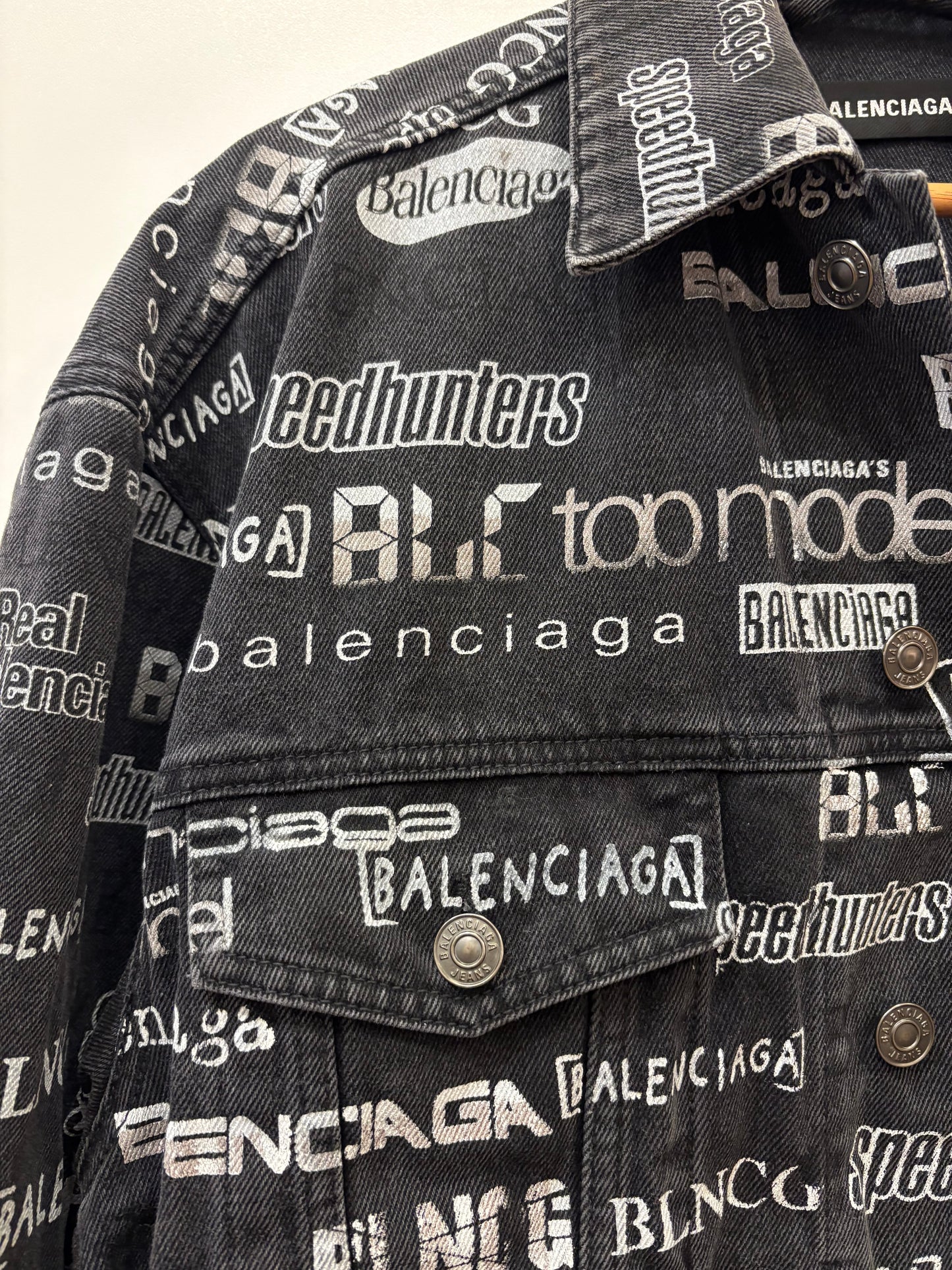 Giacca Denim Balenciaga "TV Show" Logo All-Over Tg.46