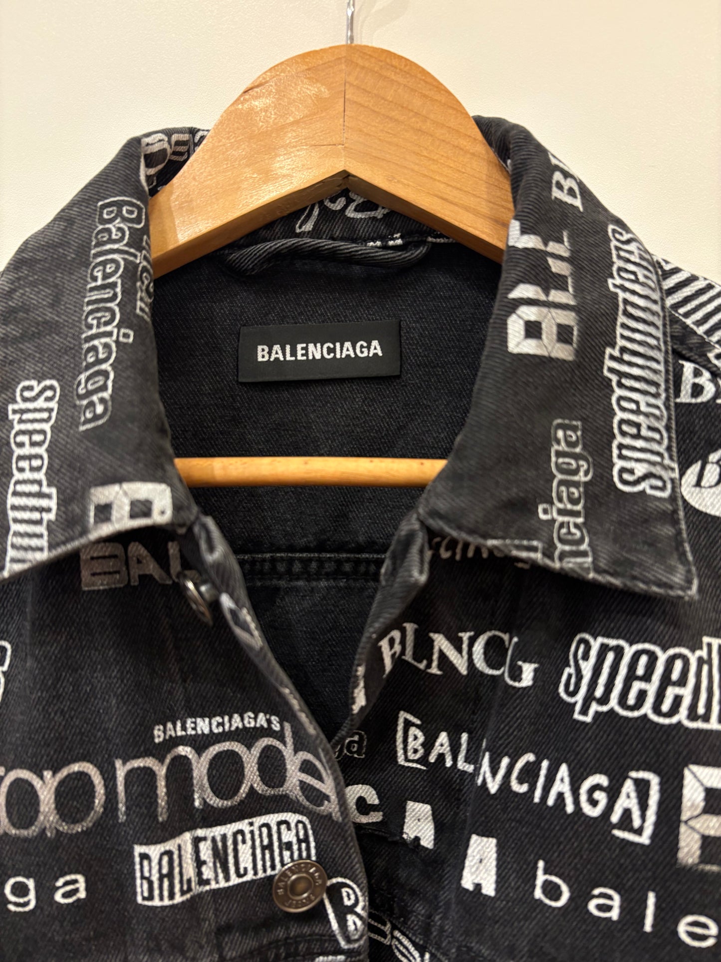 Giacca Denim Balenciaga "TV Show" Logo All-Over Tg.46
