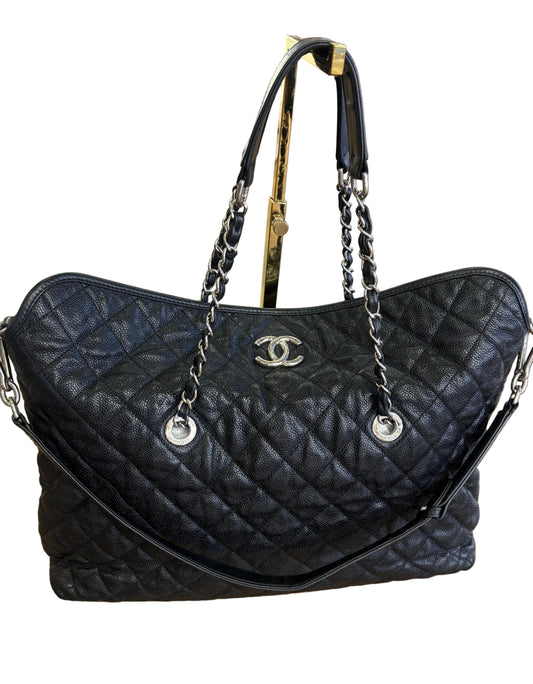 Borsa Chanel French Riviera Hobo in Pelle Caviar Quilted e Hardware Argentato