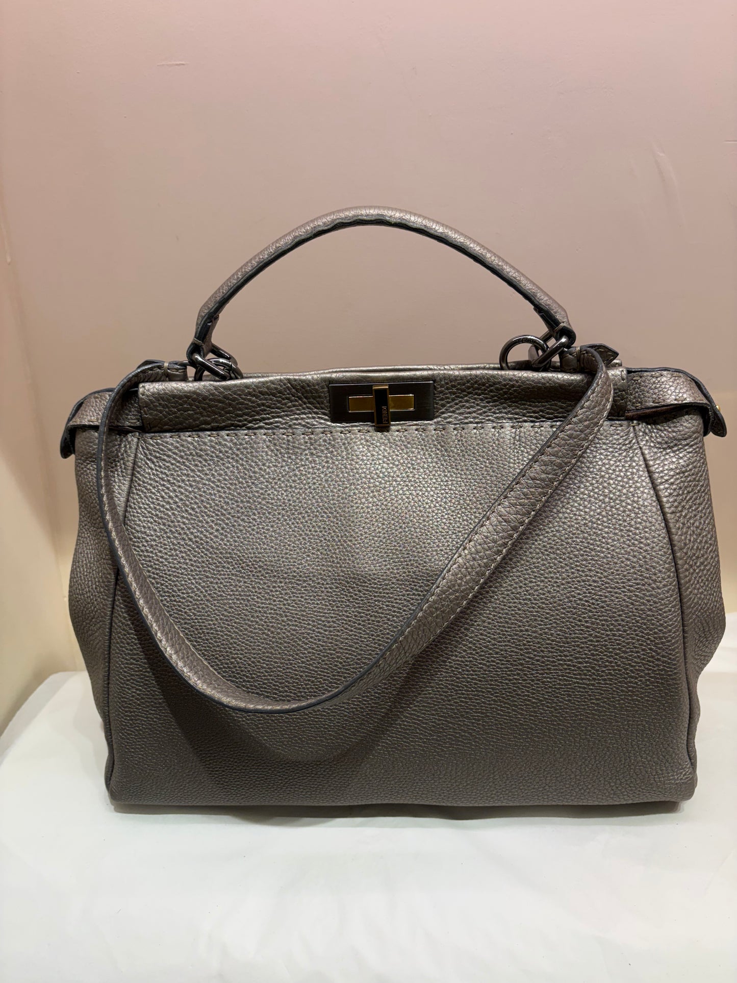 Fendi Peekaboo Selleria grigio / tortora