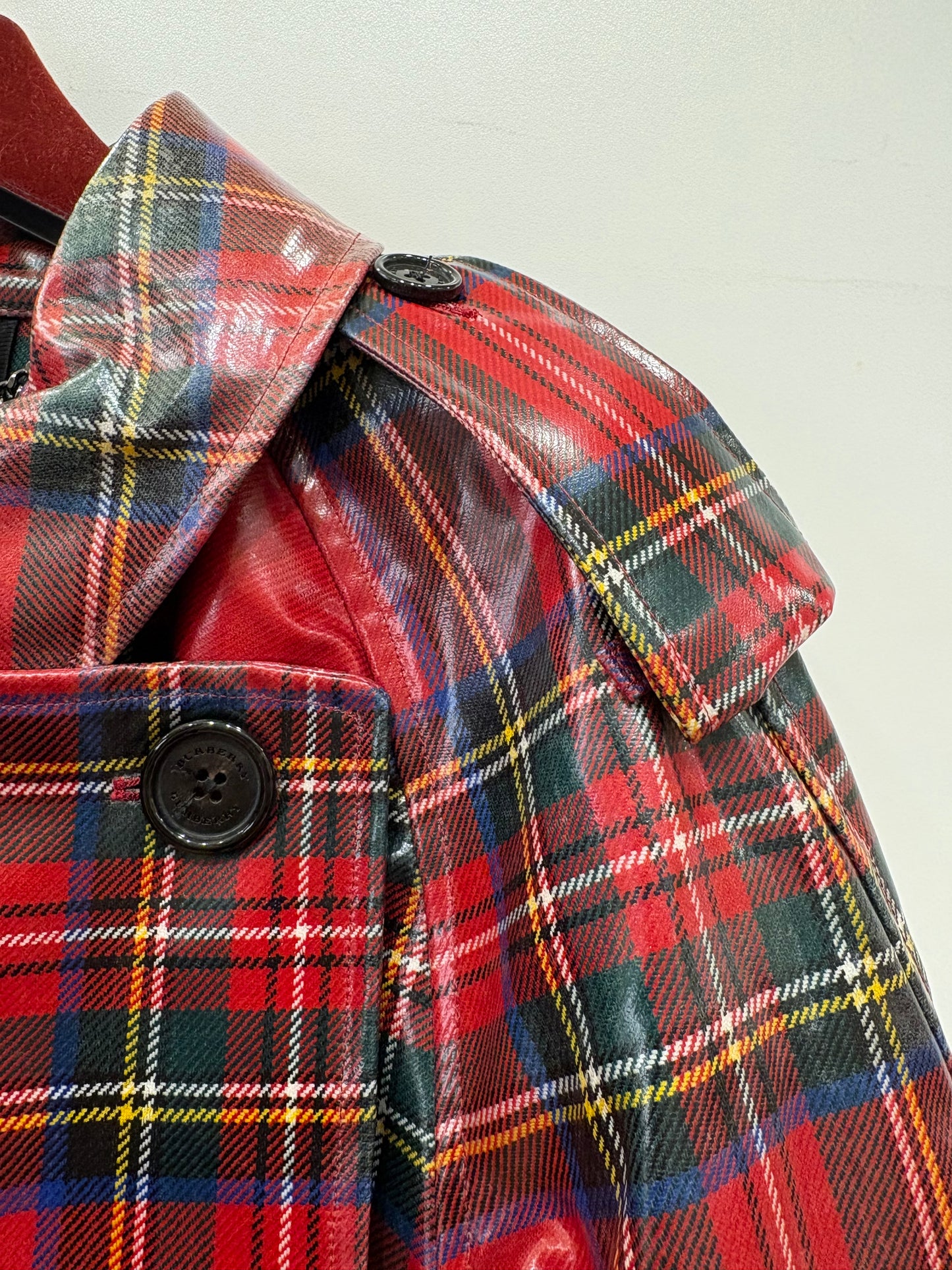 Burberry trench coat  lungo in vinile e lana vergine