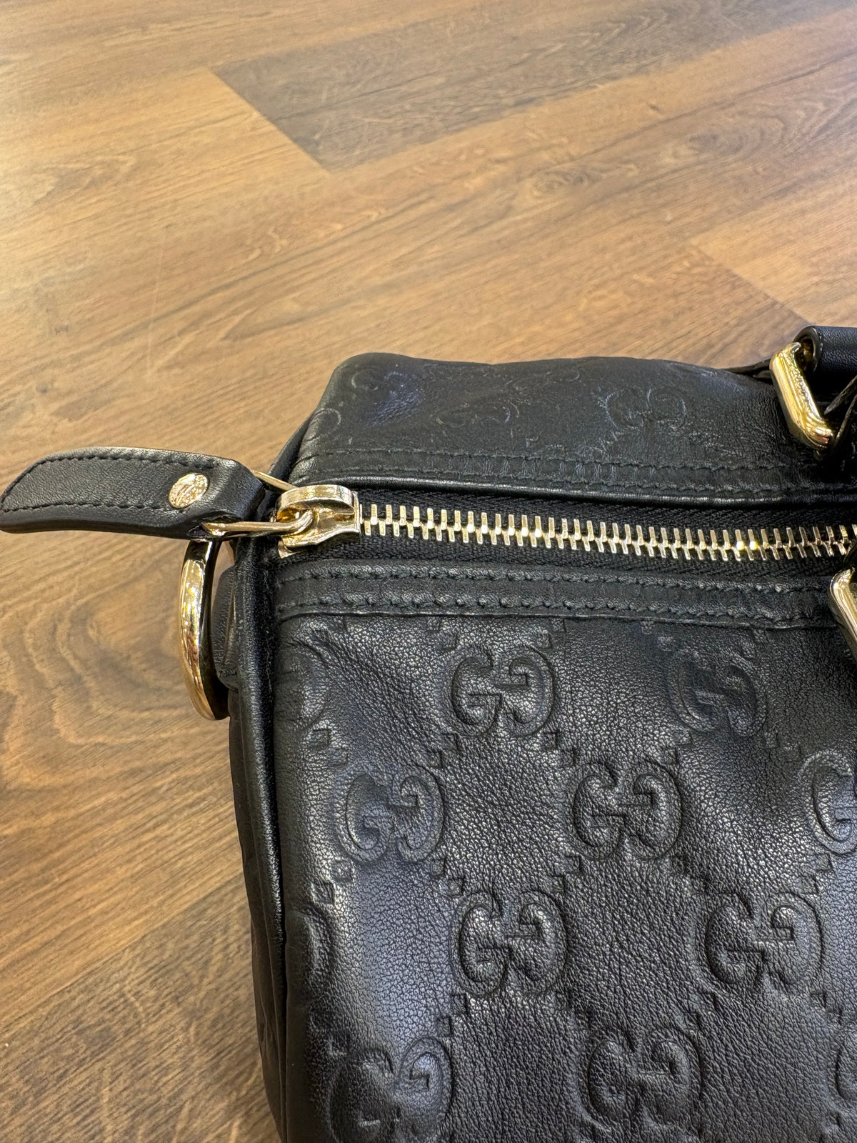 Gucci Borsa a Mano Bauletto  Joy Boston Medium in Pelle Guccissima Nera