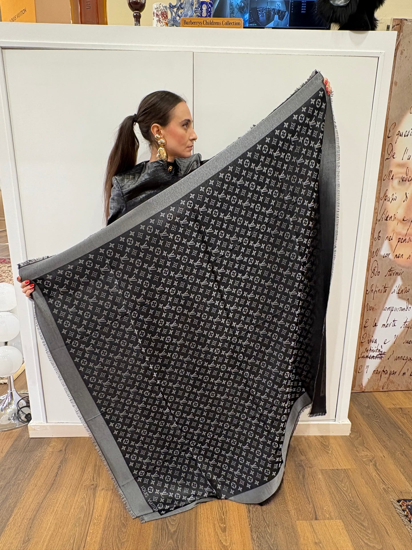 Louis Vuitton Shine scialle