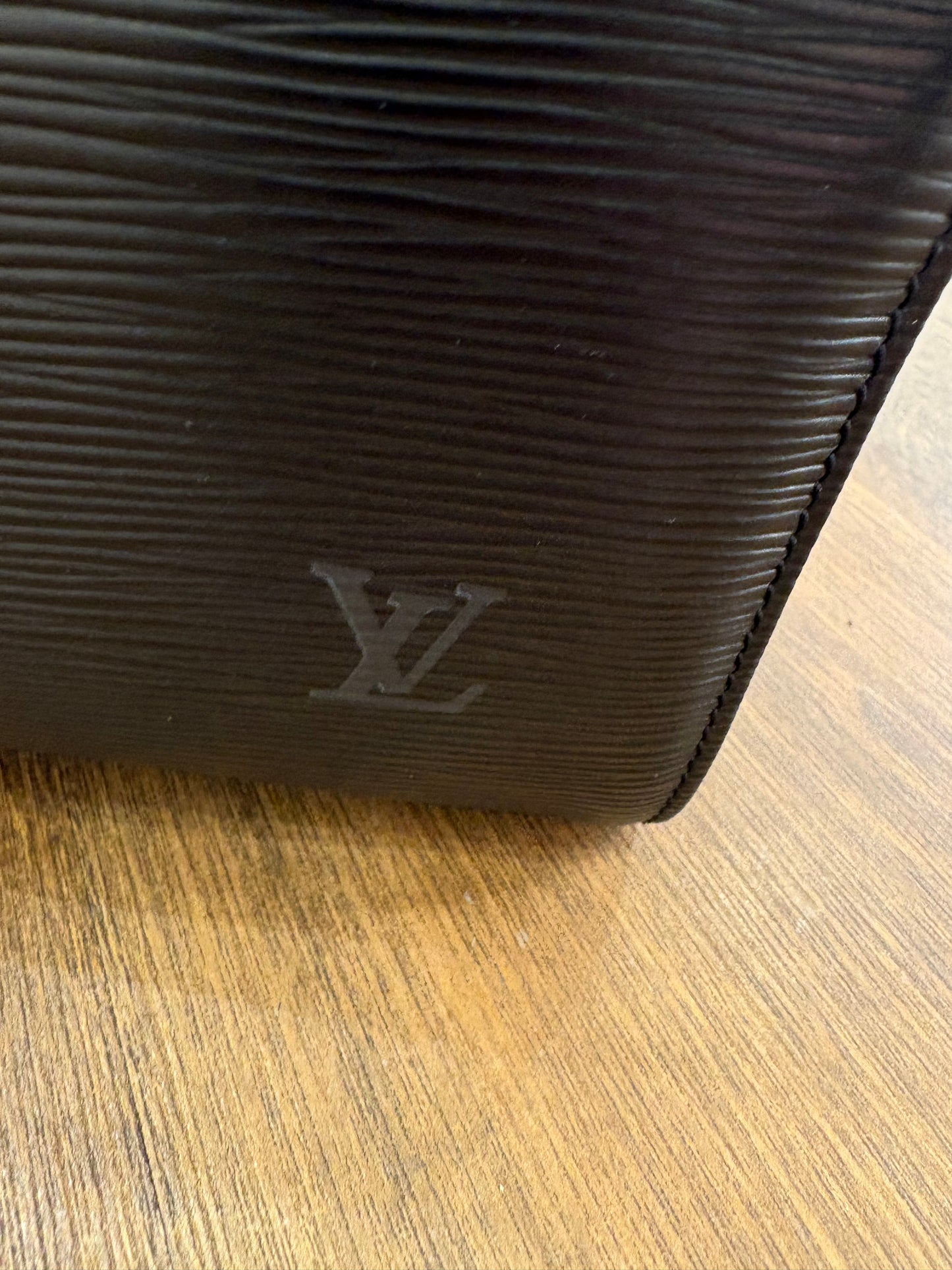 Louis Vuitton speedy in pelle epi nero