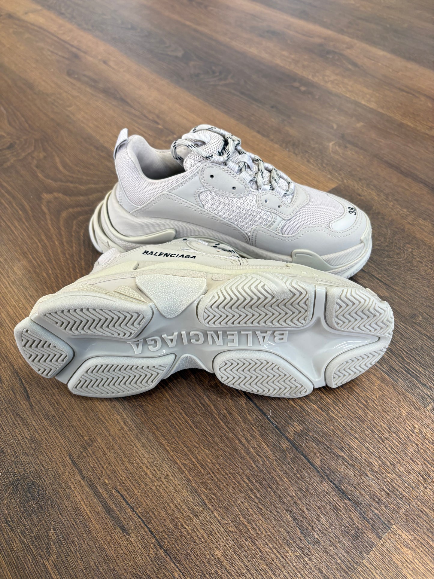 Balenciaga Sneakers beige 38 nuove