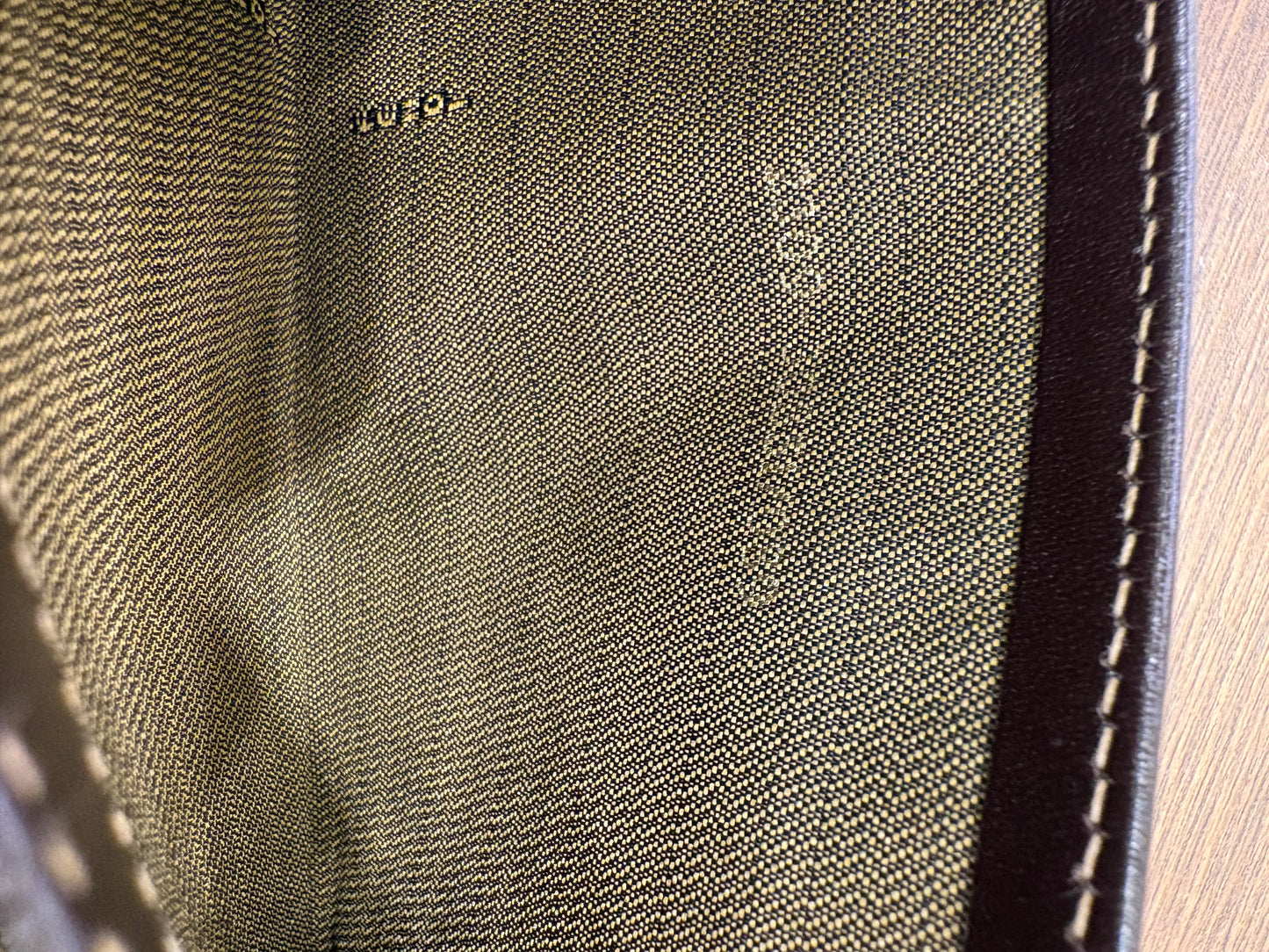Fendi portafoglio Continental Vintage . Nuovo