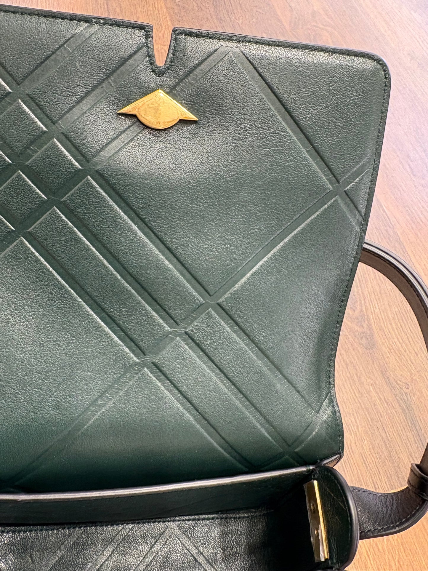 Burberry Snip shoulder bag new