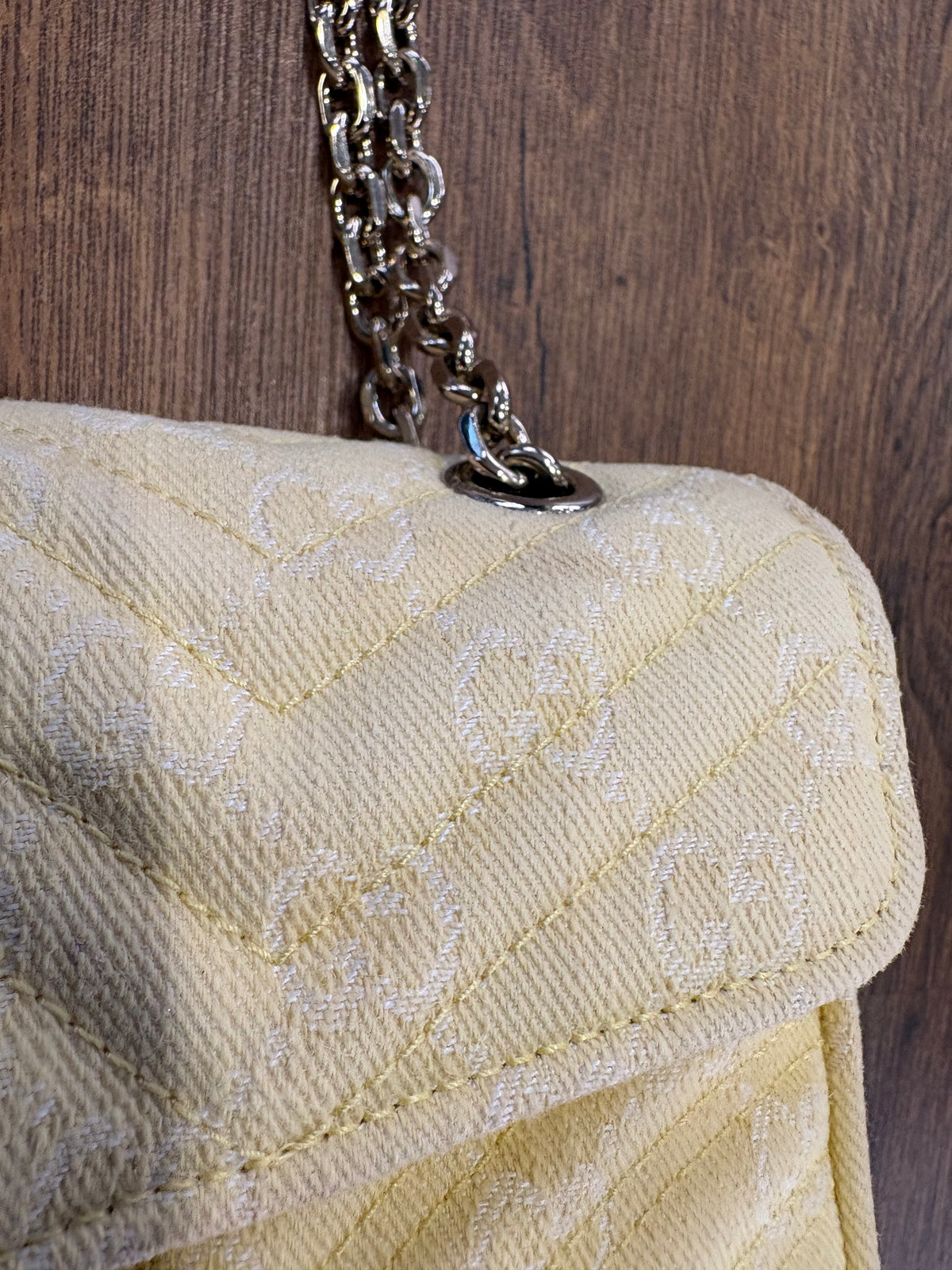 Gucci Marmont in tela GG e pelle con catena